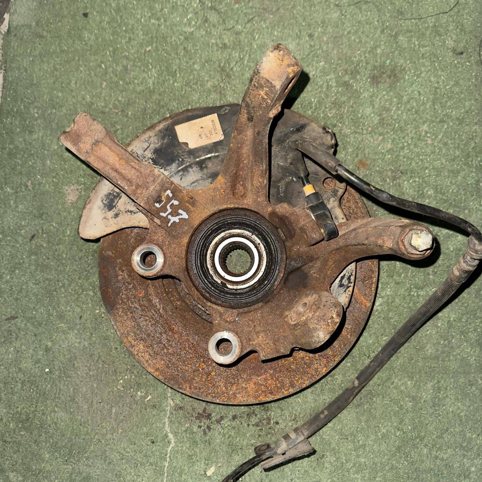 557 Ступица передняя правая NISSAN LIBERTY PW, 7500 рублей, Невинномысск