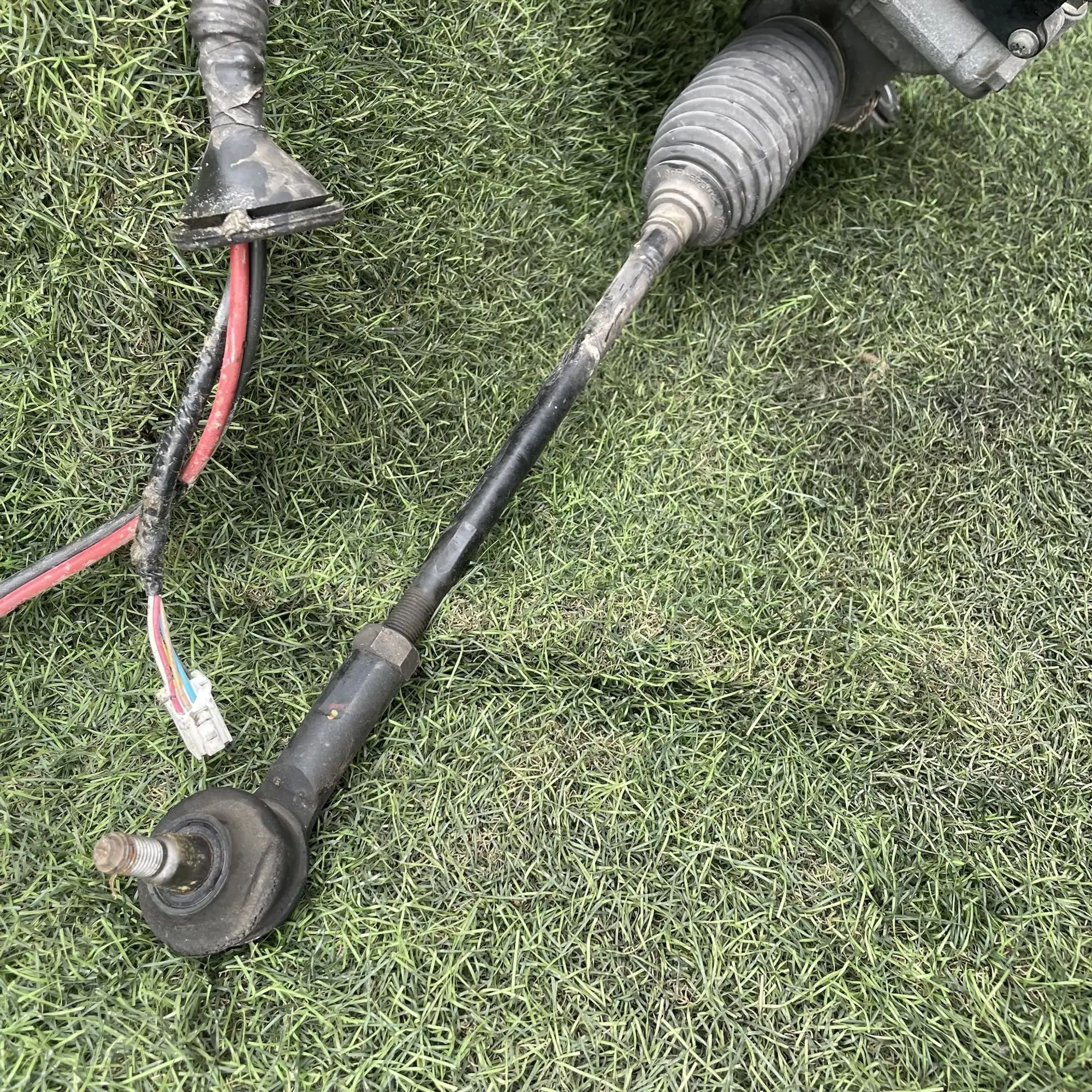 https://ycs.partsauto.market/partsauto-images/thmbs/userImages/772e461030aea93f4dbb6447c0f924d3/part/faa7c13b-bd00-4b30-b45a-68b16f308351_1779198693005.jpg