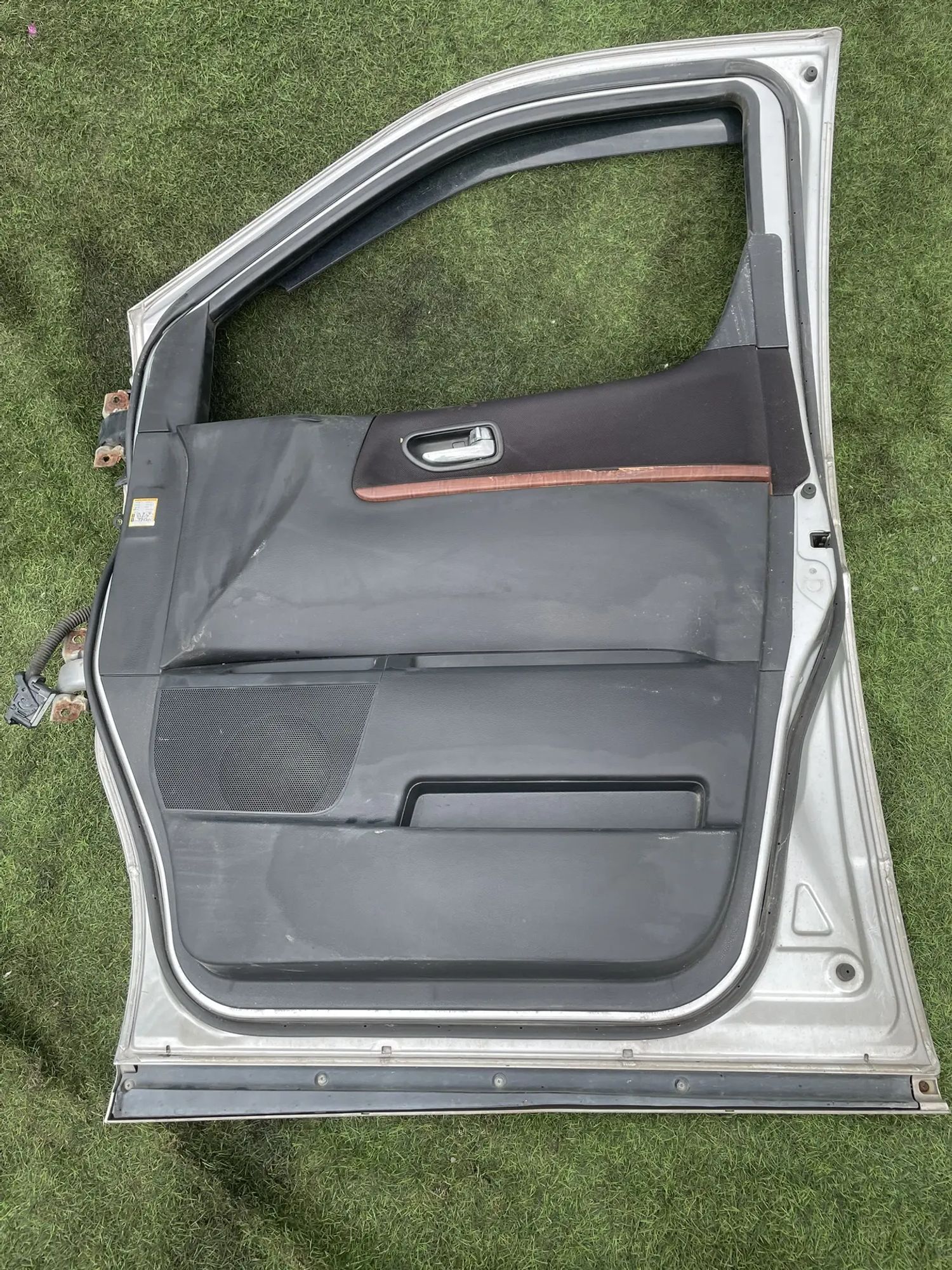 4137 Дверь передняя правая NISSAN ELGRAND ME51 VQ25DE, 10000 рублей, Невинномысск