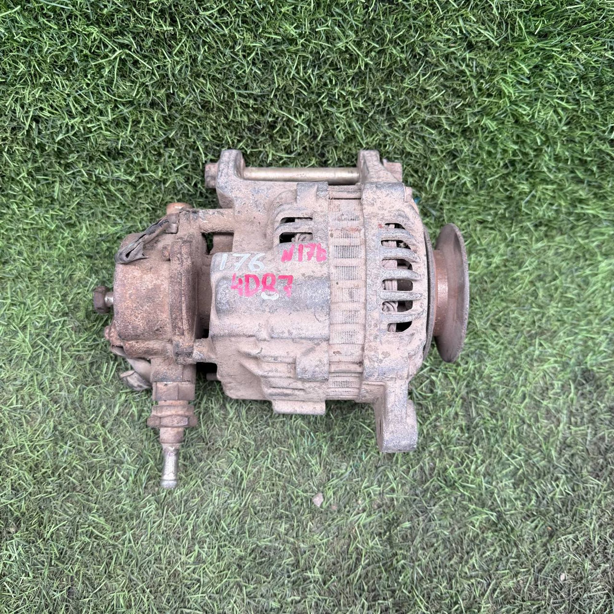 176 Генератор MITSUBISHI 4DR7, 20000 рублей, Невинномысск