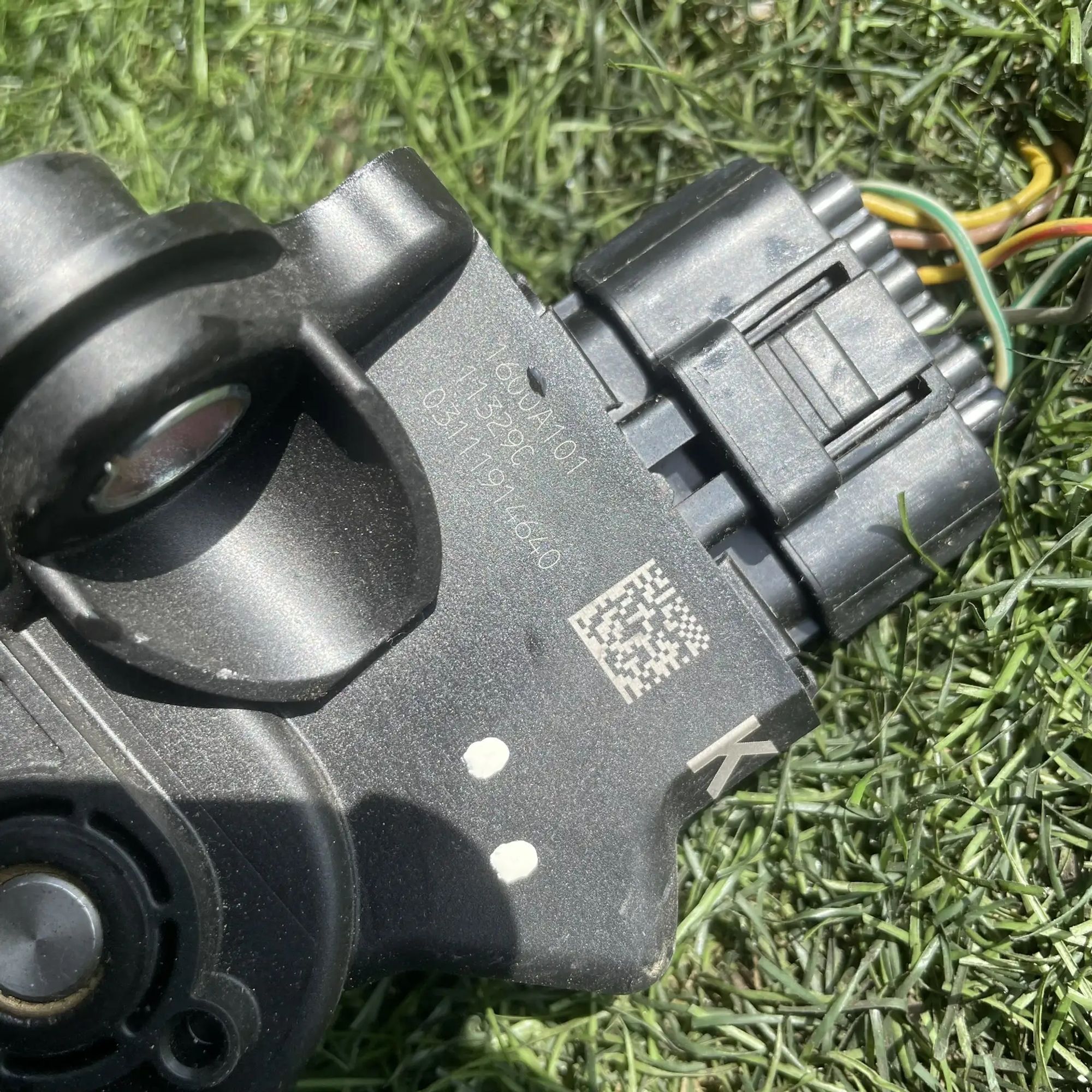 https://ycs.partsauto.market/partsauto-images/thmbs/userImages/772e461030aea93f4dbb6447c0f924d3/part/fadd8671-ce41-46ca-adeb-1de827e5f186_1776687955575.jpg