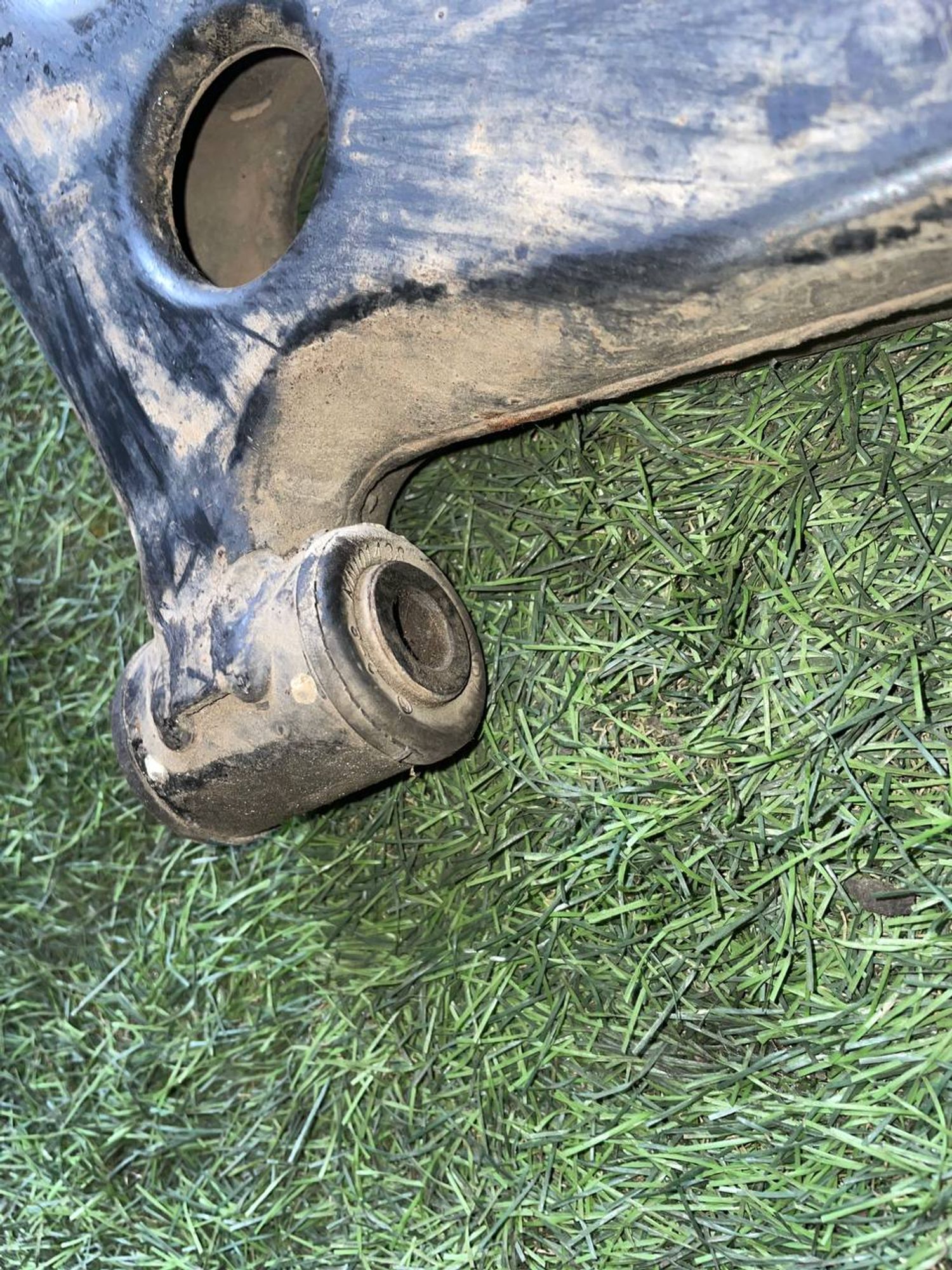 321 Рычаг передний правый нижний MITSUBISHI AIRTREK CU2W 4G63, 1 рублей, Невинномысск