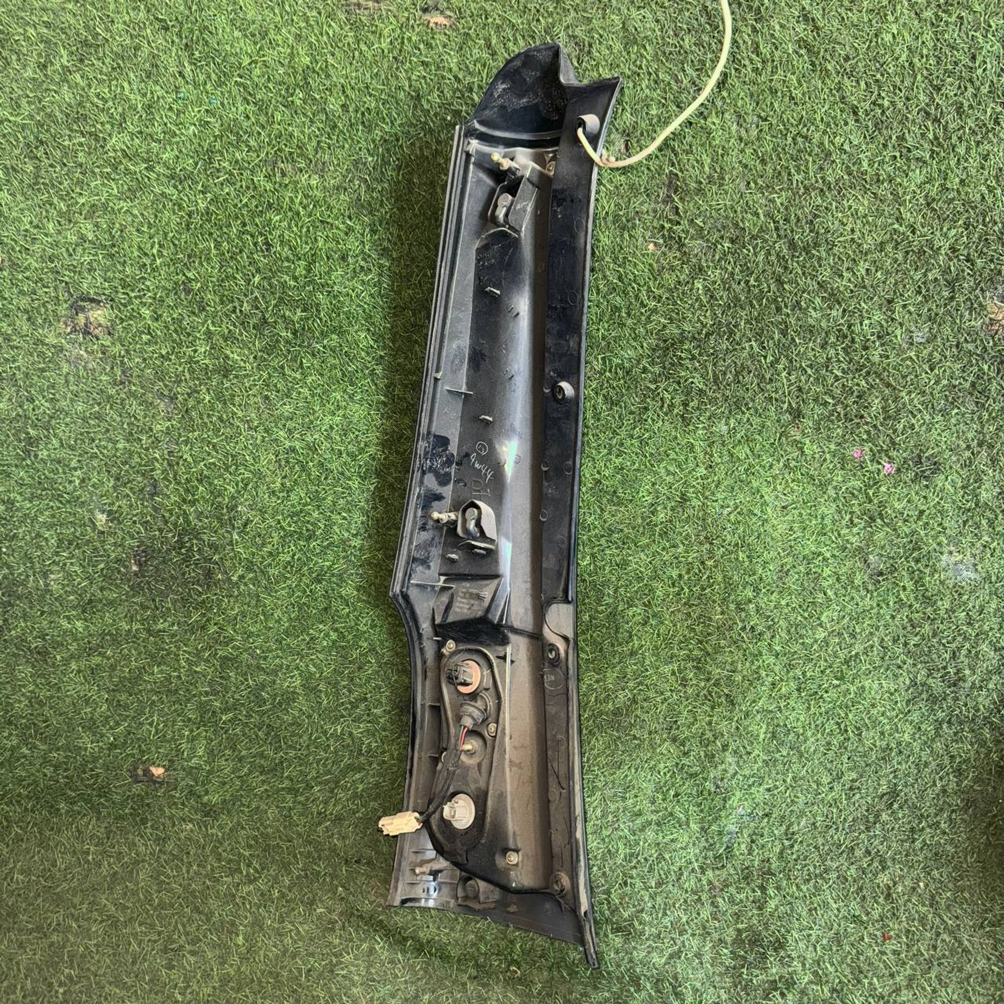 1157 Фонарь задний правый MITSUBISHI GRANDIS NA4W, 7500 рублей, Невинномысск