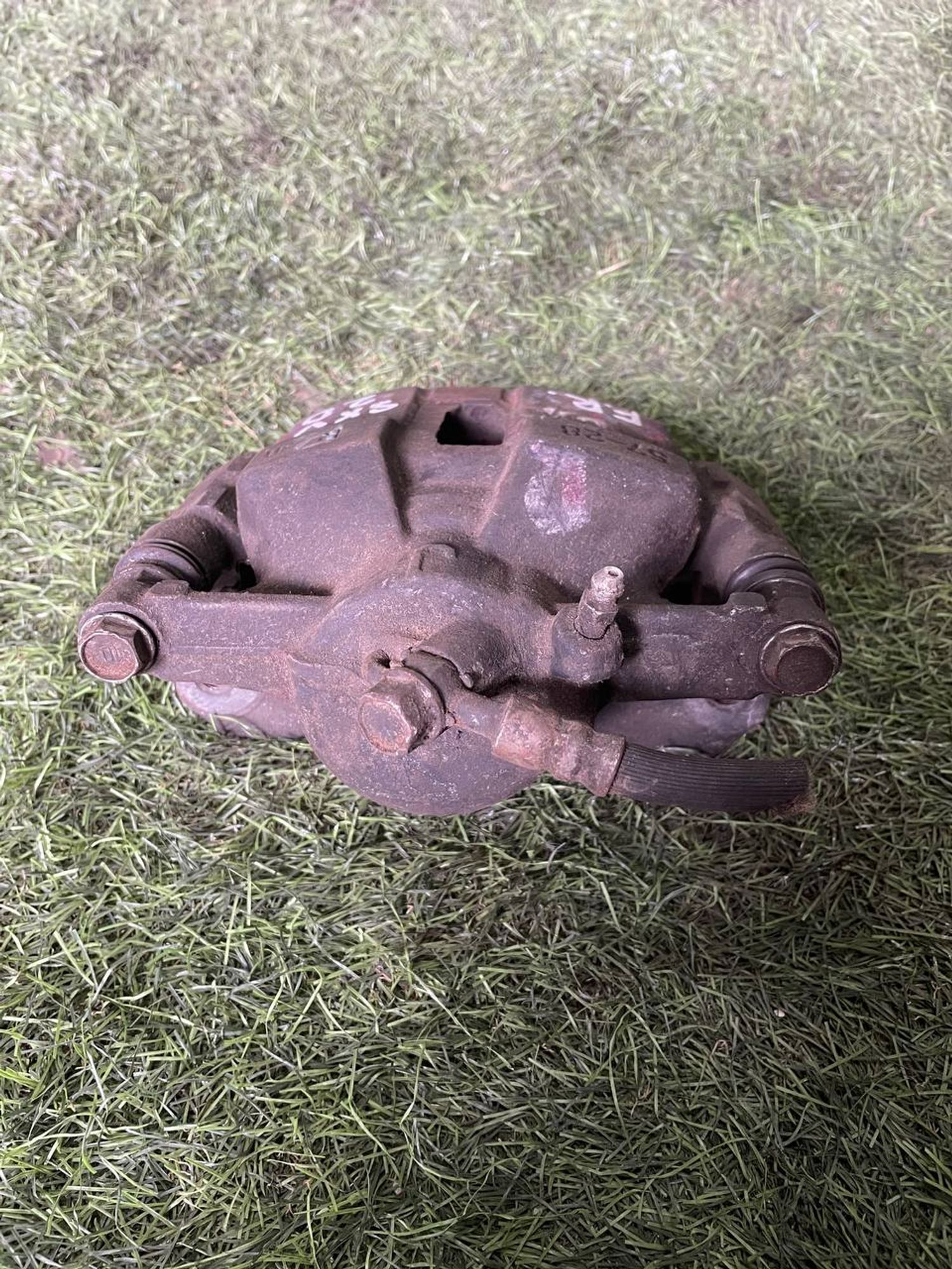 237 Суппорт тормозной передний правый TOYOTA SXV20, 3000 рублей, Невинномысск