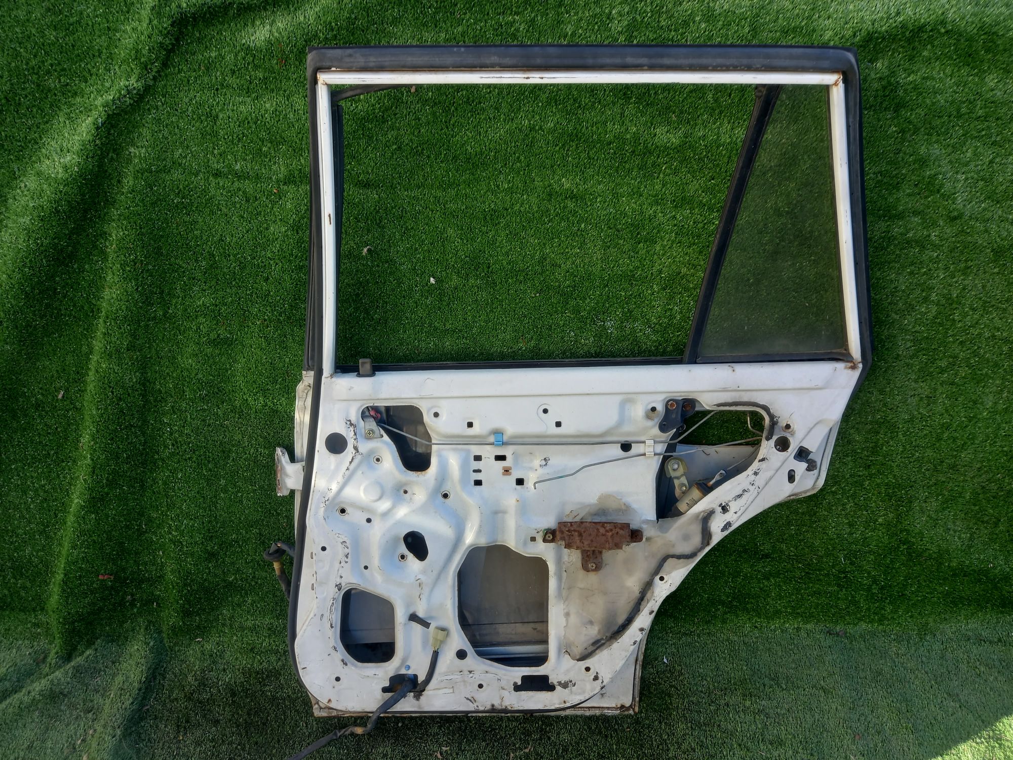 1507 дверь на TOYOTA COROLLA AE92, 4500 рублей, Невинномысск