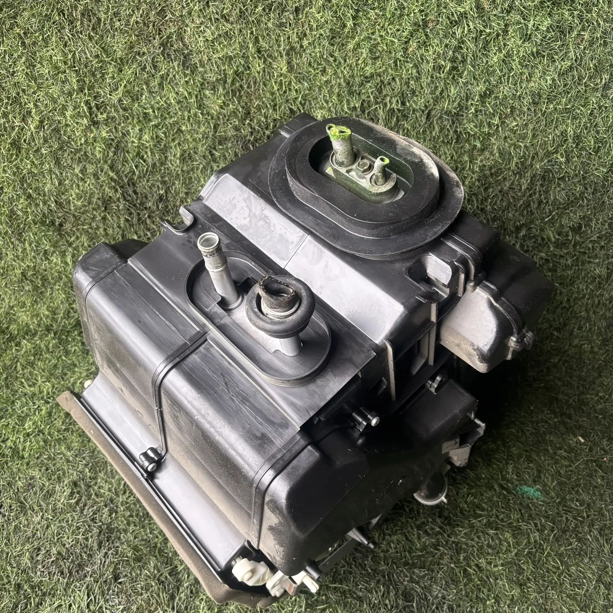 https://ycs.partsauto.market/partsauto-images/thmbs/userImages/772e461030aea93f4dbb6447c0f924d3/part/fbcc52dd-48b0-4768-b72c-cc168c419b88_1776933107639.jpg
