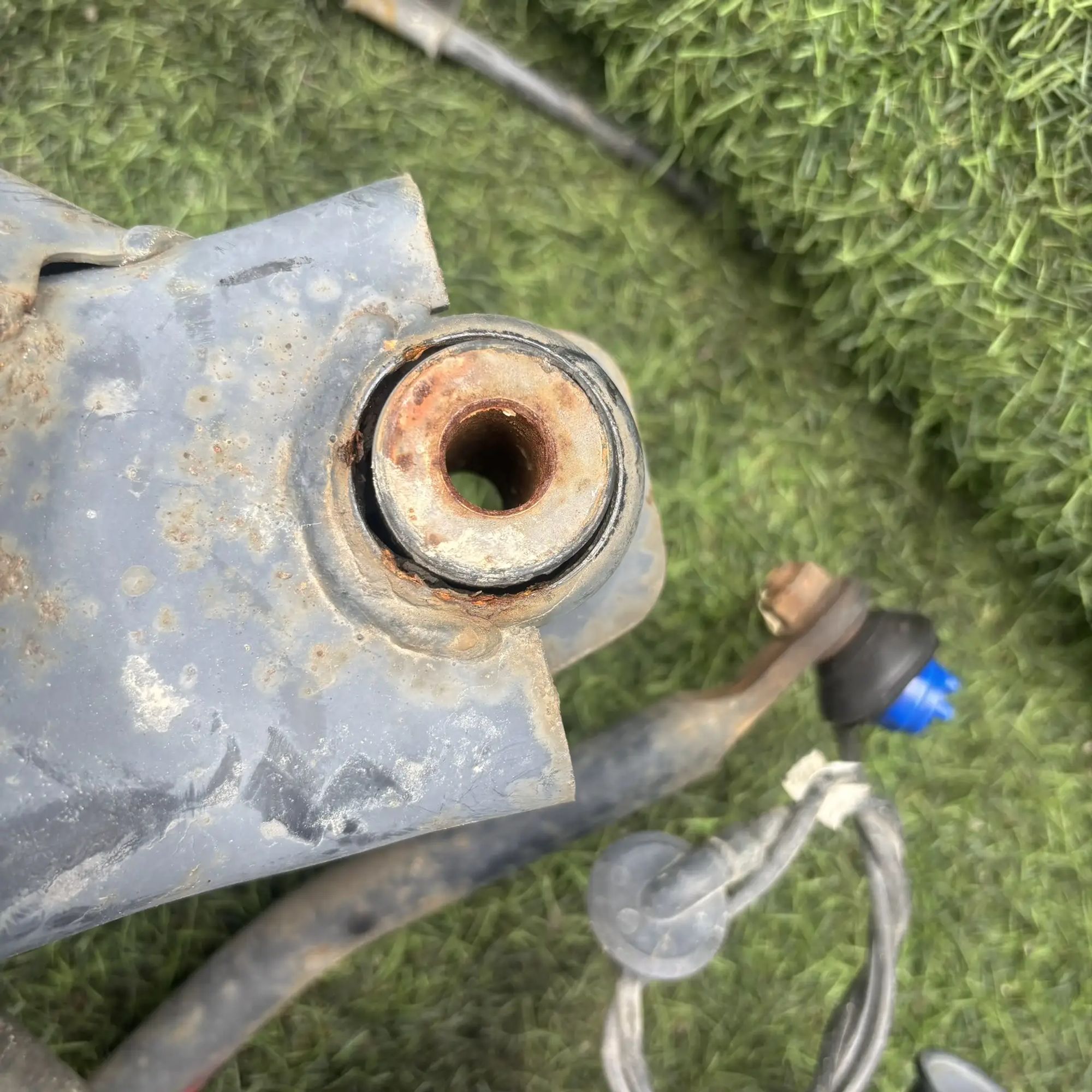https://ycs.partsauto.market/partsauto-images/thmbs/userImages/772e461030aea93f4dbb6447c0f924d3/part/fbdf9bcf-4f73-48d3-aa54-96306efdd5b5_1777015072357.jpg