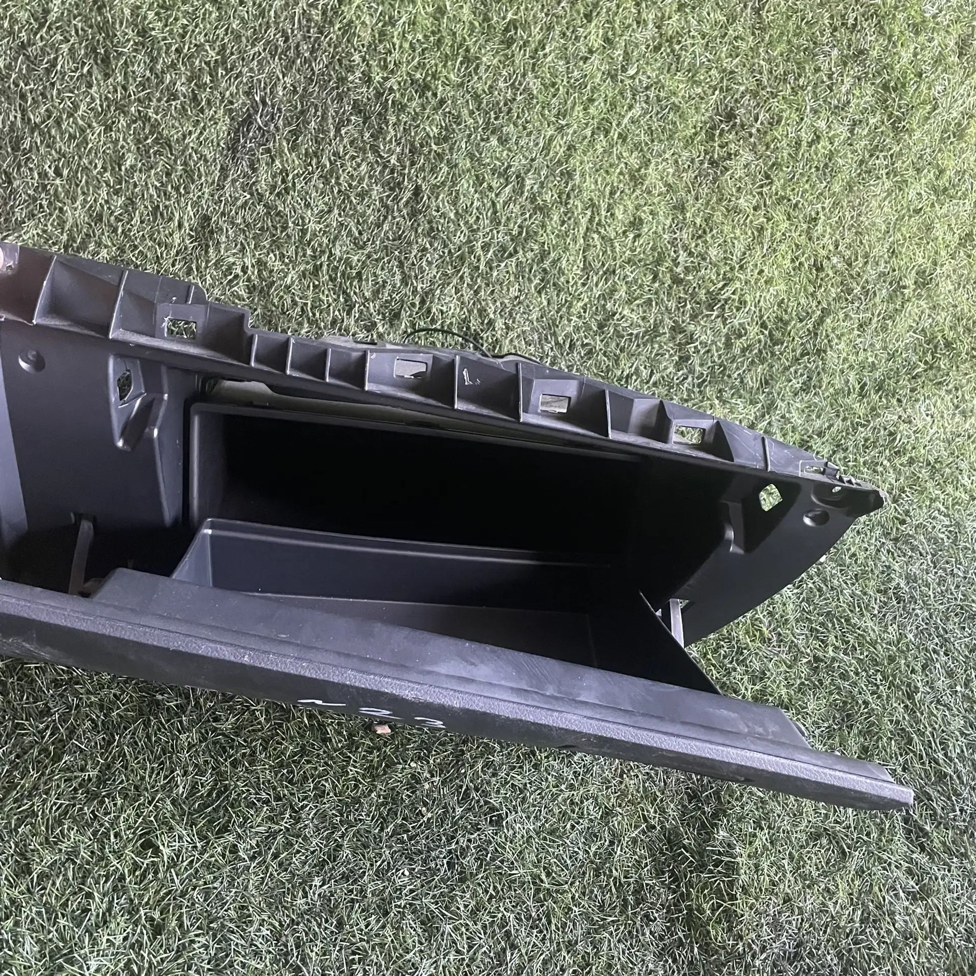 https://ycs.partsauto.market/partsauto-images/thmbs/userImages/772e461030aea93f4dbb6447c0f924d3/part/fc4391ec-d7a0-4f41-8ead-c19f933ff1ef_1776774463962.jpg