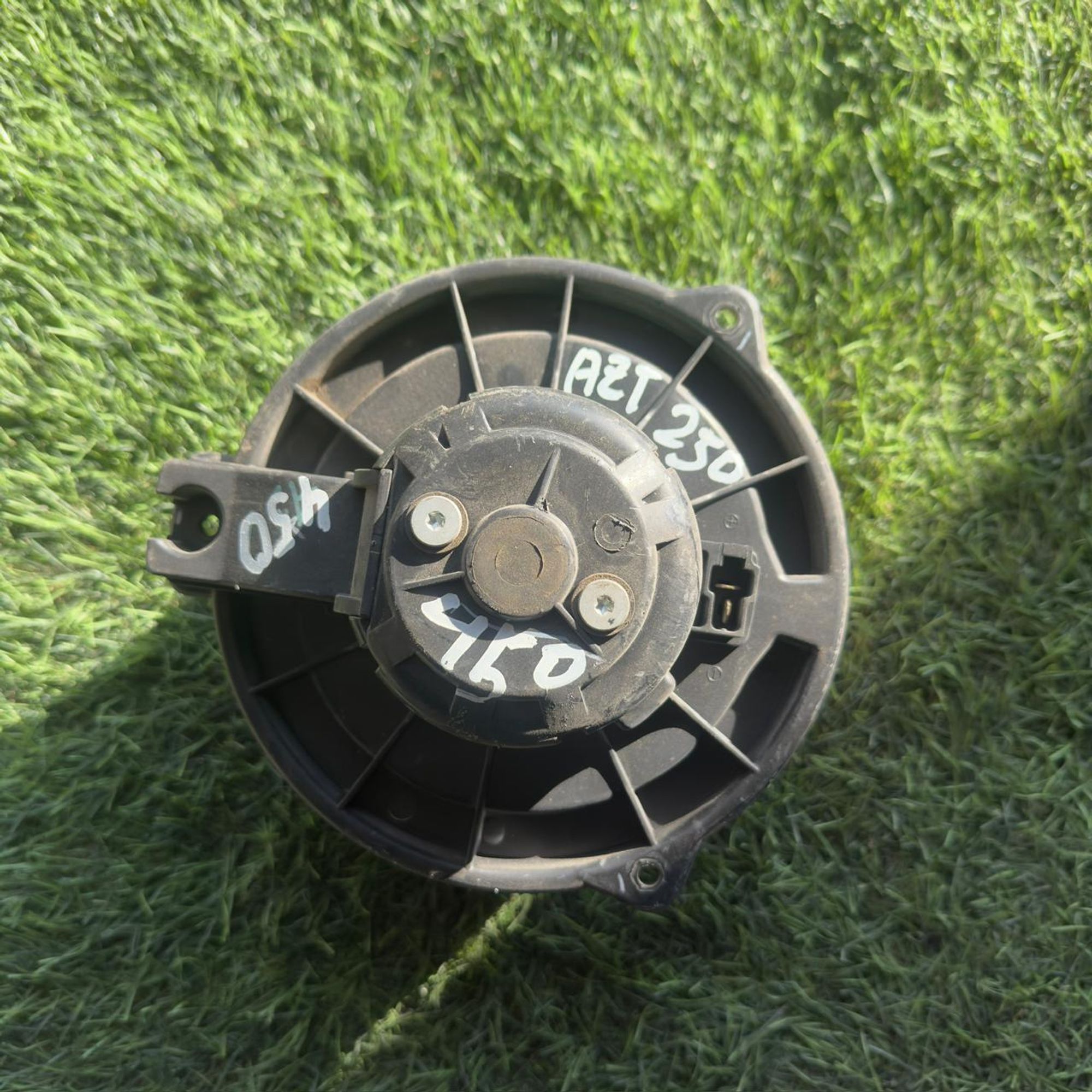 450 Мотор отопителя TOYOTA AVENSIS AZT250, 4500 рублей, Невинномысск