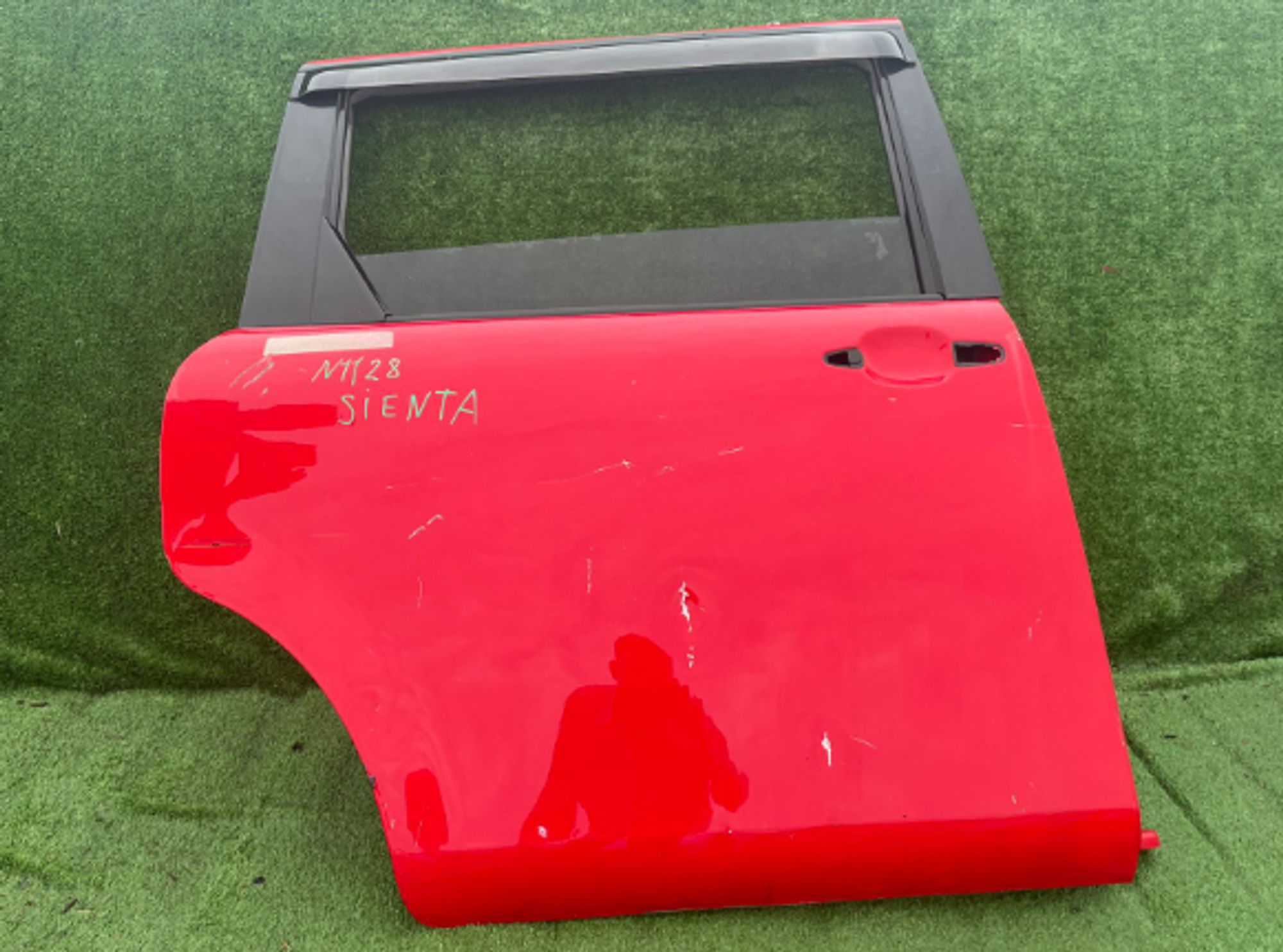 1128 дверь на TOYOTA SIENTA NCP81, 12500 рублей, Невинномысск