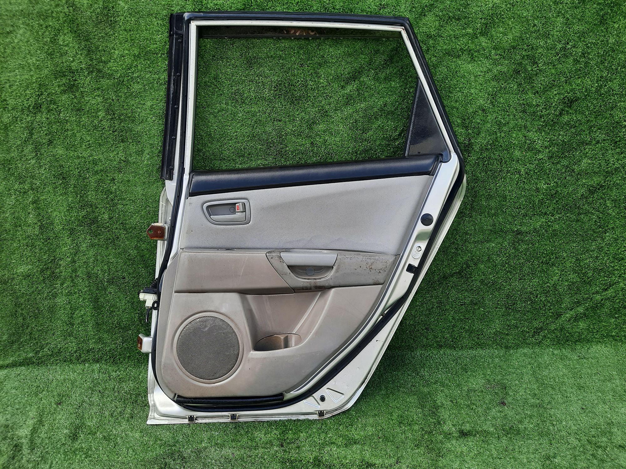 1288 дверь на MAZDA AXELA BK5P, 12000 рублей, Невинномысск