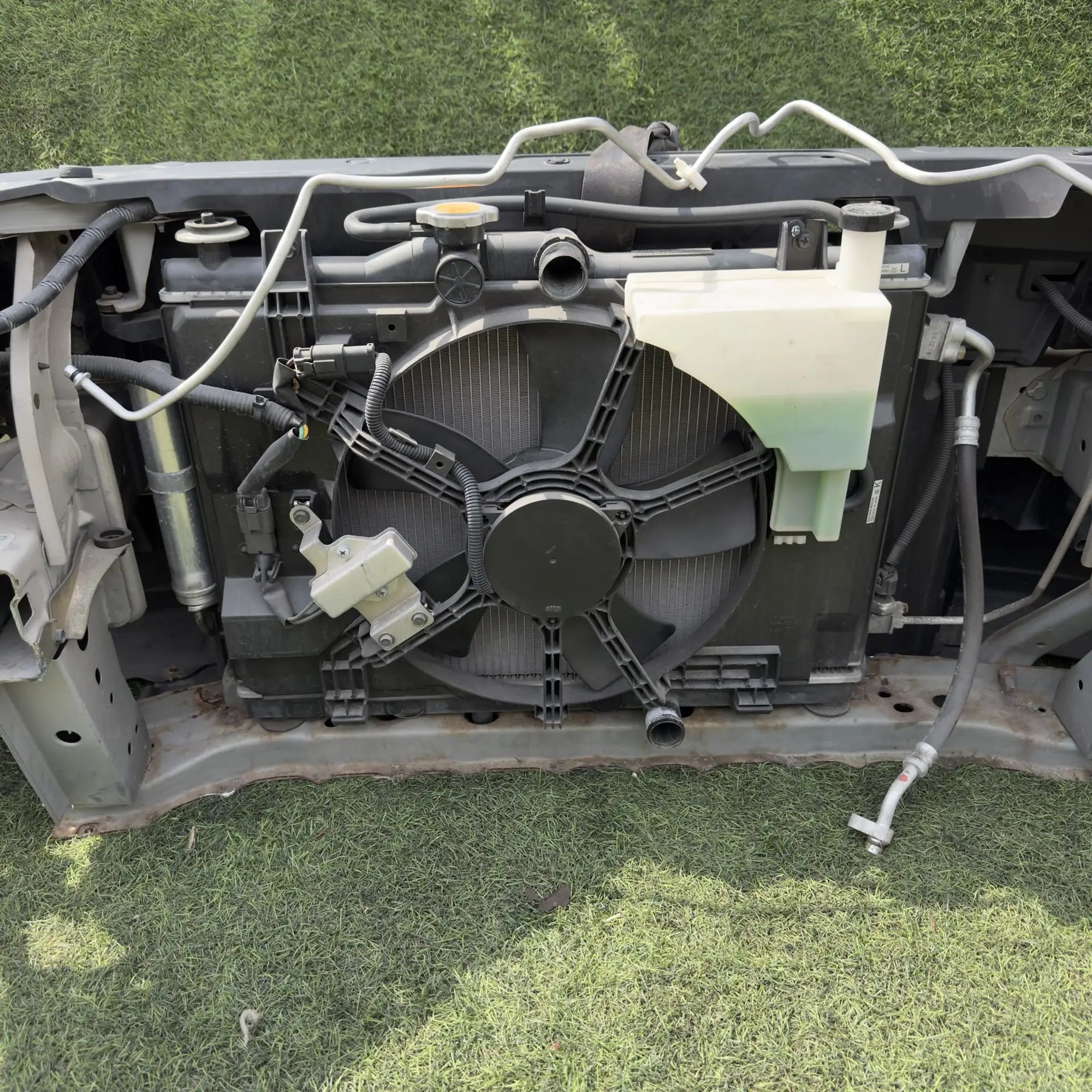 https://ycs.partsauto.market/partsauto-images/thmbs/userImages/772e461030aea93f4dbb6447c0f924d3/part/fd5121f2-748a-41ef-b1e5-c720fa1fb94b_1778159030977.jpg