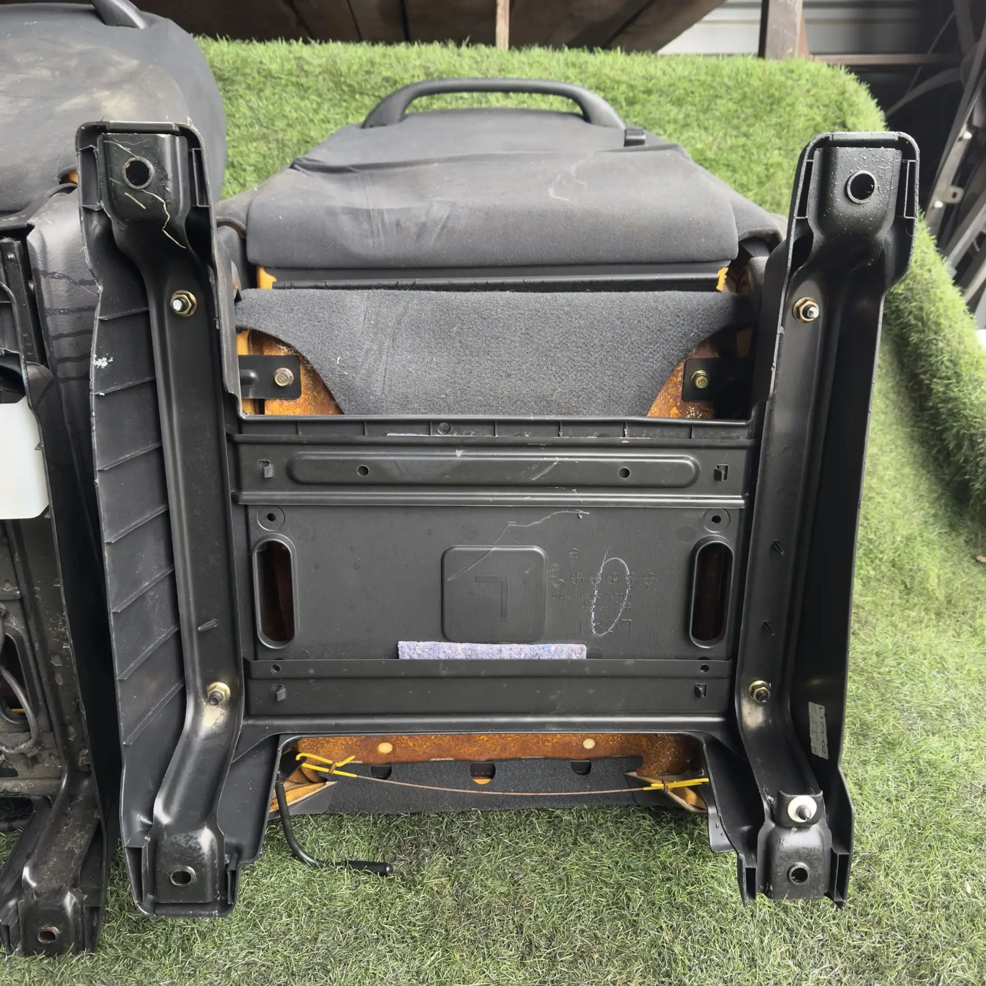 https://ycs.partsauto.market/partsauto-images/thmbs/userImages/772e461030aea93f4dbb6447c0f924d3/part/fd53cb29-79cf-4f3a-8b37-995ff40f6a63_1777965381953.jpg