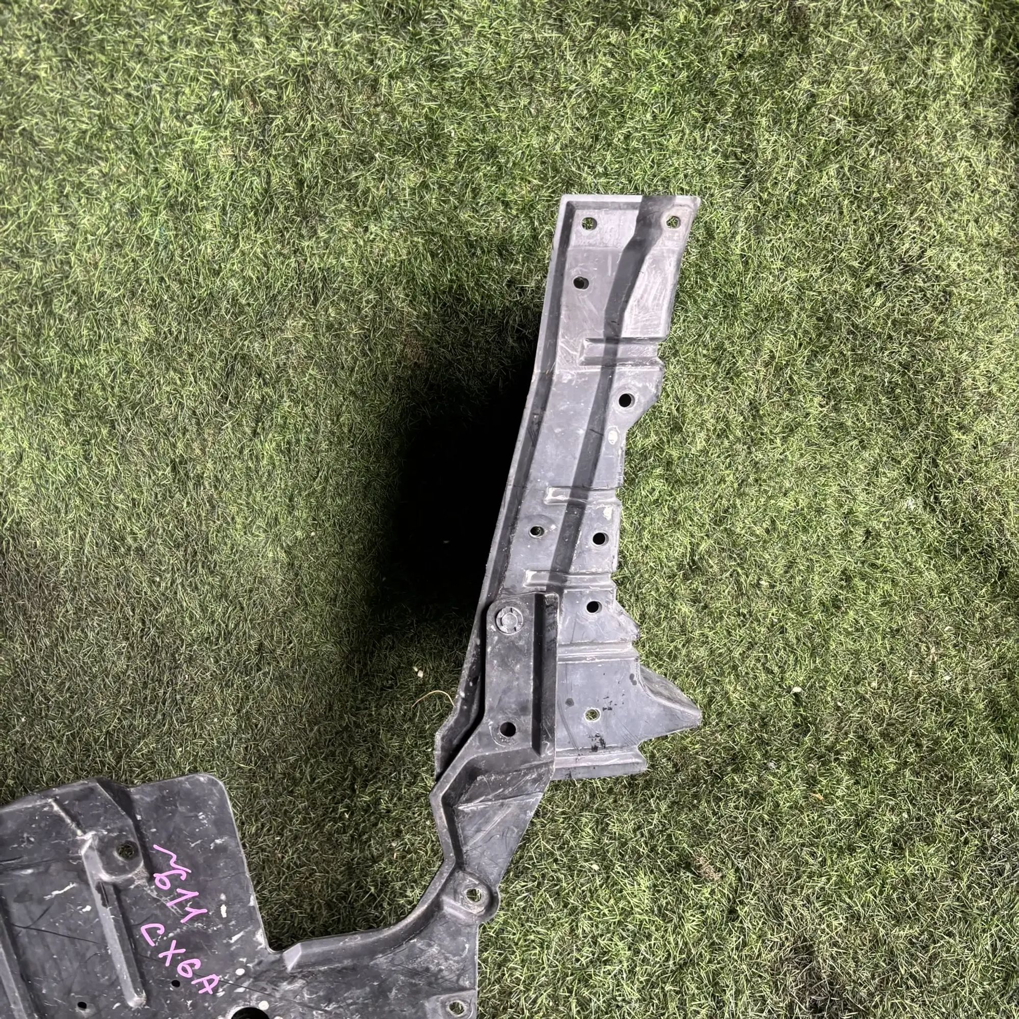 https://ycs.partsauto.market/partsauto-images/thmbs/userImages/772e461030aea93f4dbb6447c0f924d3/part/fd74510d-bf00-4c67-ad36-b229e4381ae4_1777280251431.jpg