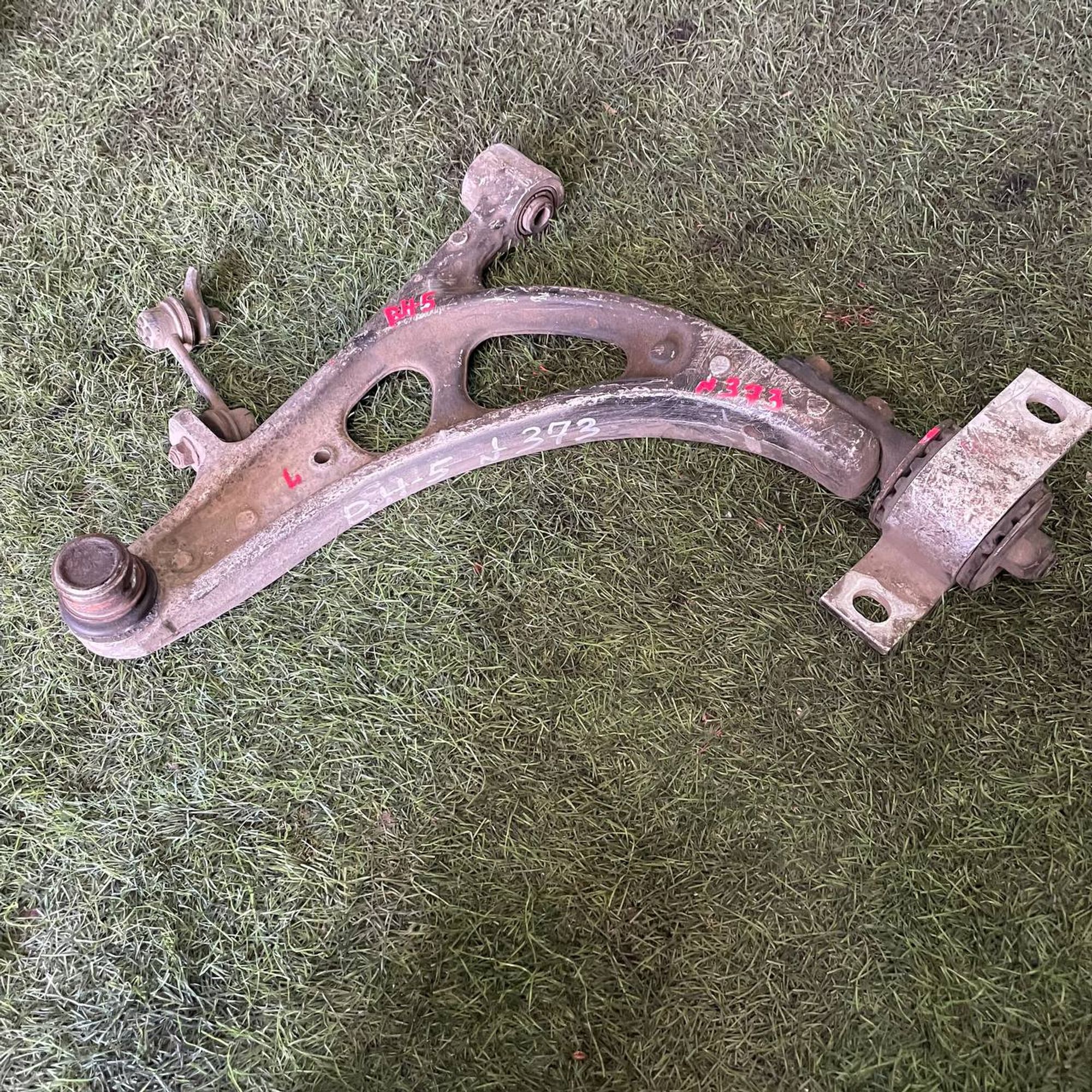 373 Рычаг передний левый нижний SUBARU LEGACY BH5, 4500 рублей, Невинномысск