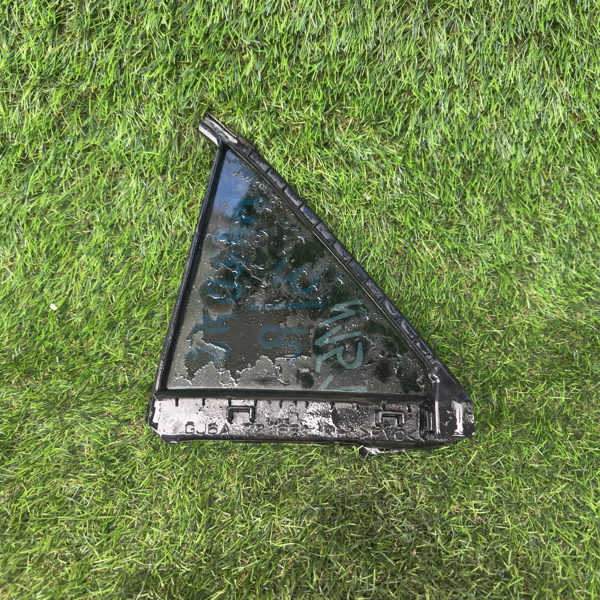 151 Стекло собачника правое MAZDA 6, 1500 рублей, Невинномысск