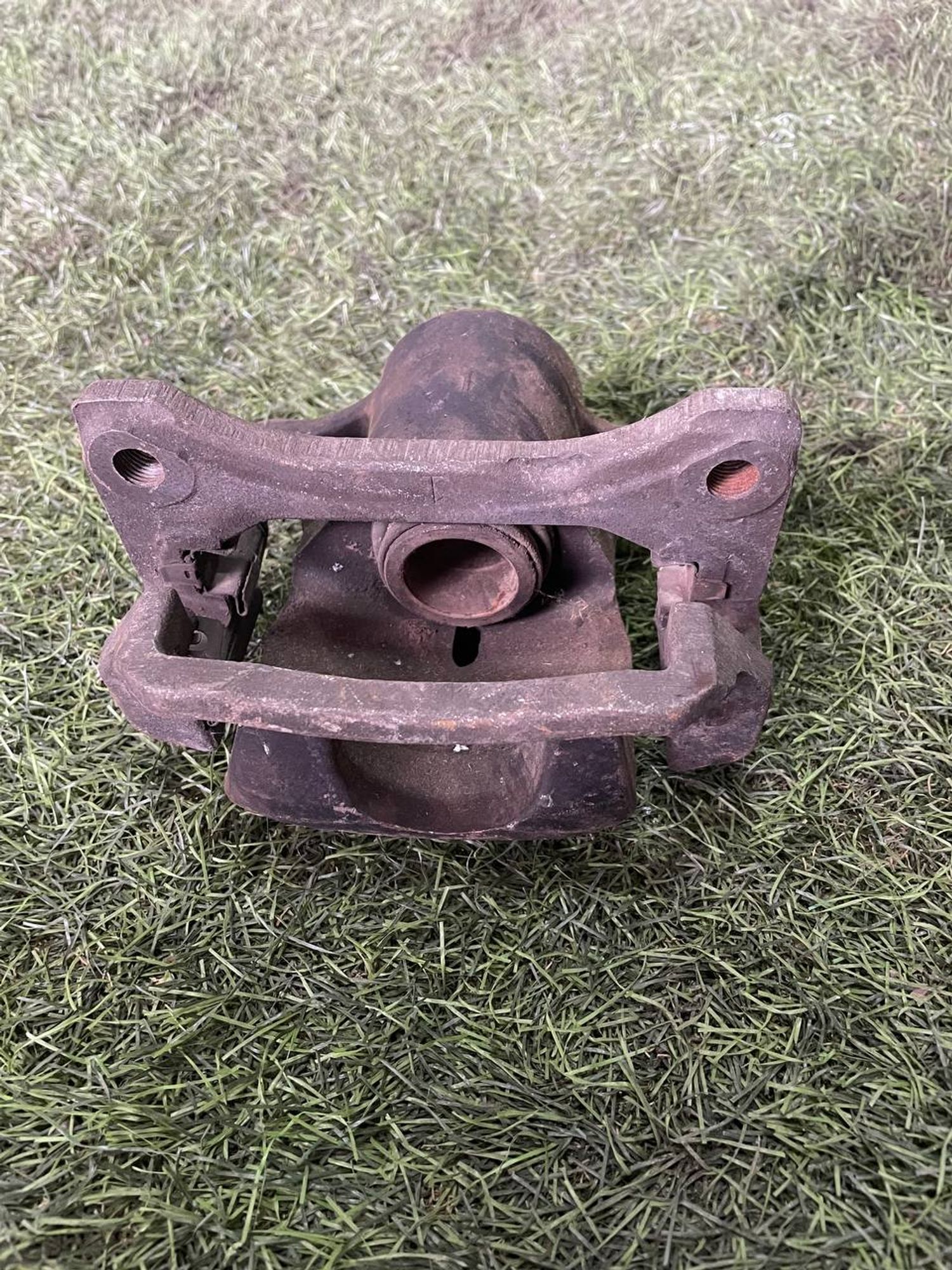 283 Суппорт тормозной передний левый TOYOTA CELSIOR UCF21, 3000 рублей, Невинномысск