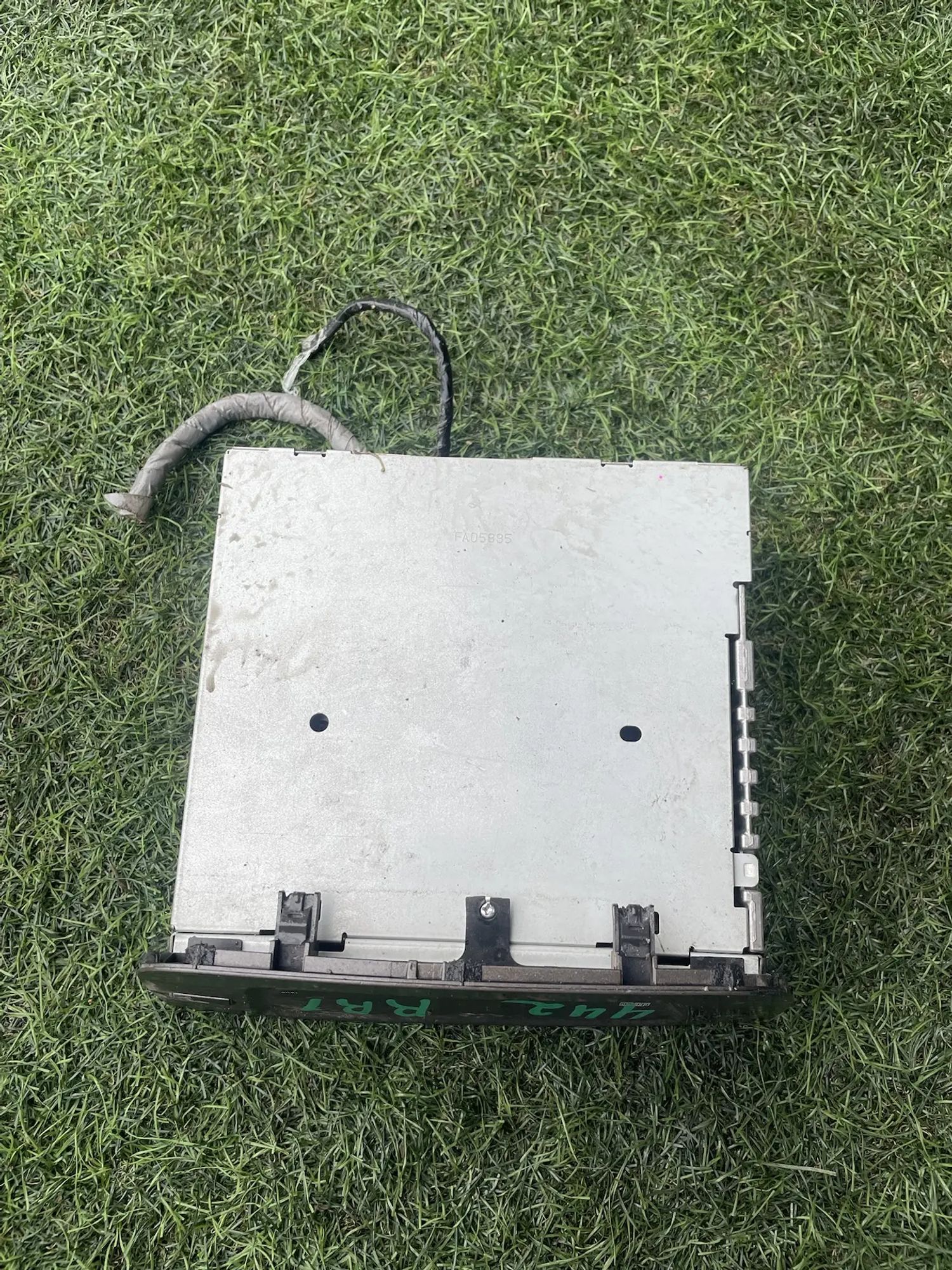 https://ycs.partsauto.market/partsauto-images/thmbs/userImages/772e461030aea93f4dbb6447c0f924d3/part/fe0b1b8c-f8b8-4a7d-9a41-c6bd713e29c9_1778914338934.jpg
