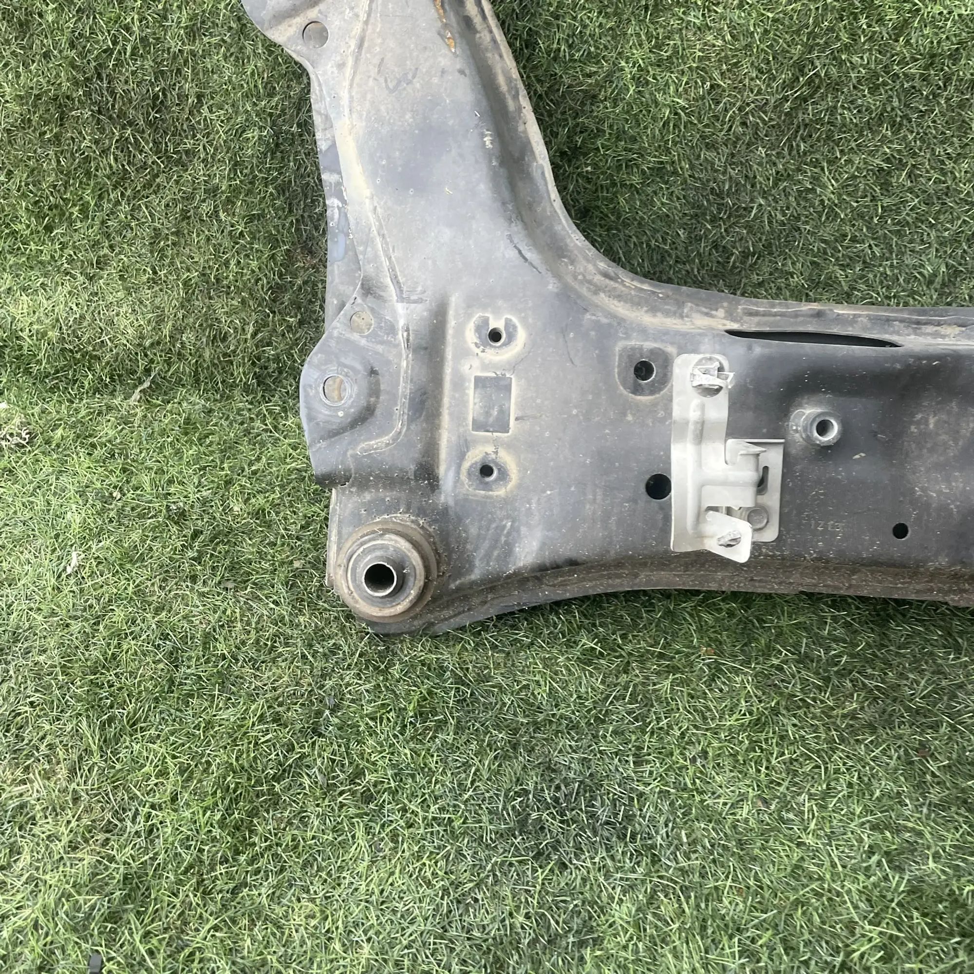 https://ycs.partsauto.market/partsauto-images/thmbs/userImages/772e461030aea93f4dbb6447c0f924d3/part/fe0e37fc-de61-459d-a503-60dc22b914fe_1776855634036.jpg