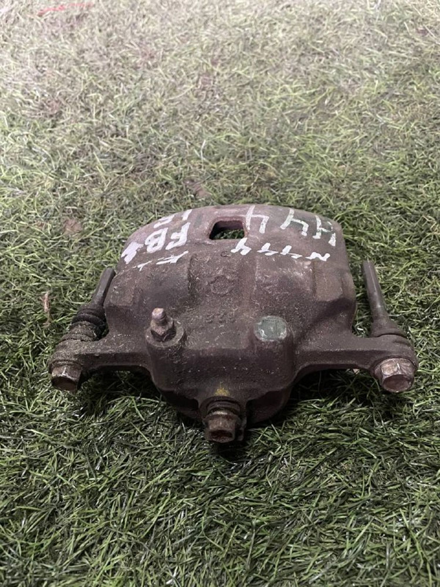 444 Суппорт тормозной передний левый NISSAN SUNNY B15, 3000 рублей, Невинномысск