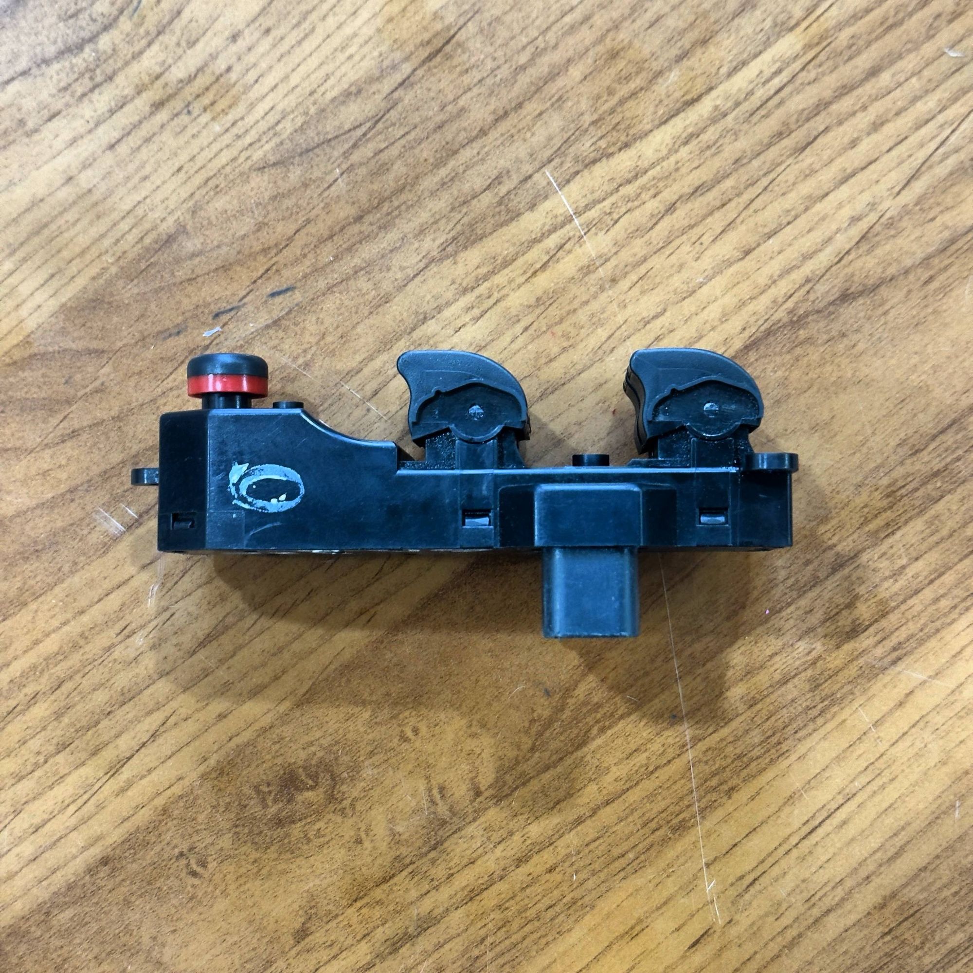 326 Блок управления стеклоподъемниками HONDA FIT GD1, 3000 рублей, Невинномысск