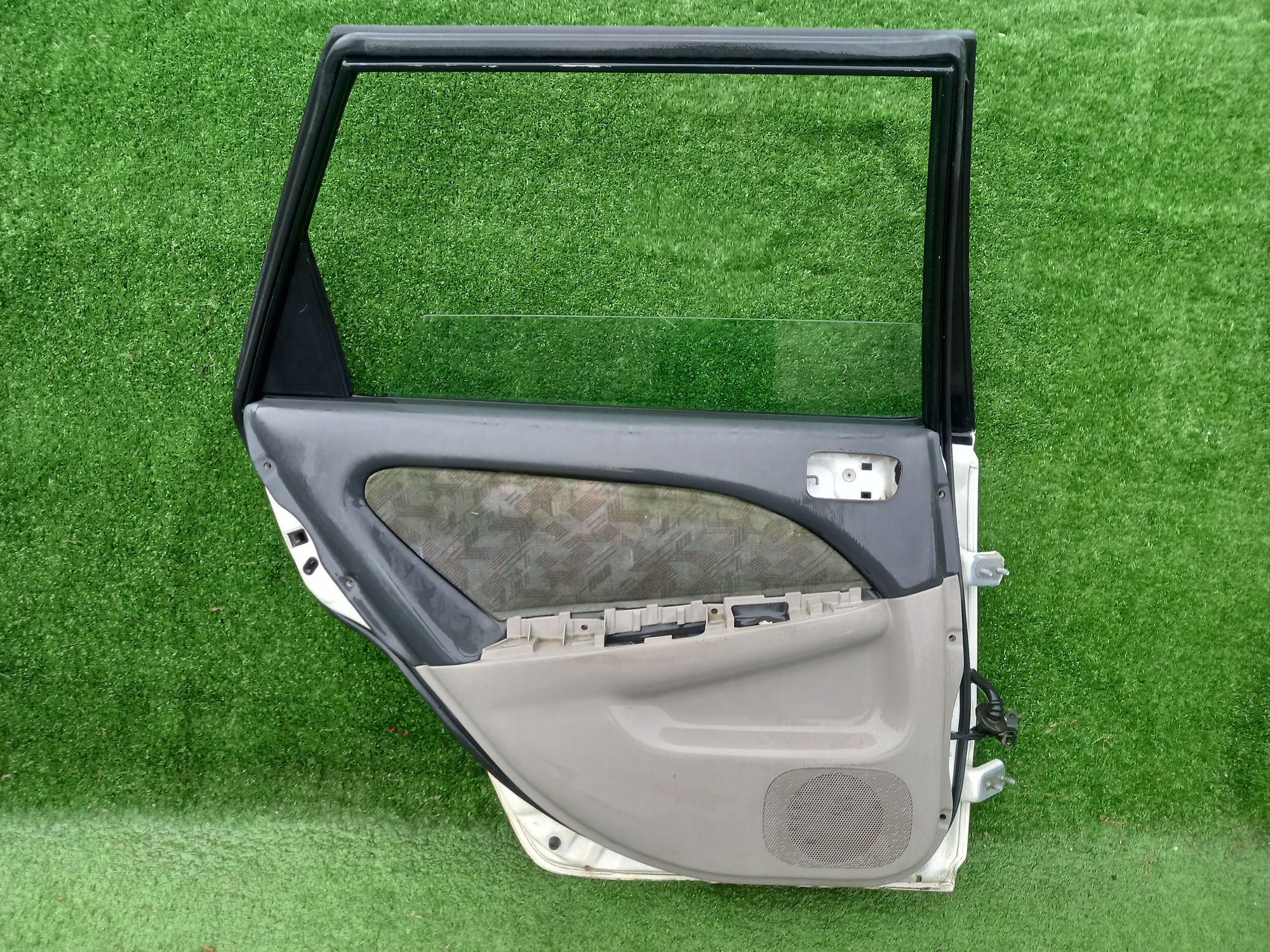 241 дверь задняя левая на TOYOTA CALDINA ST210, 12500 рублей, Невинномысск