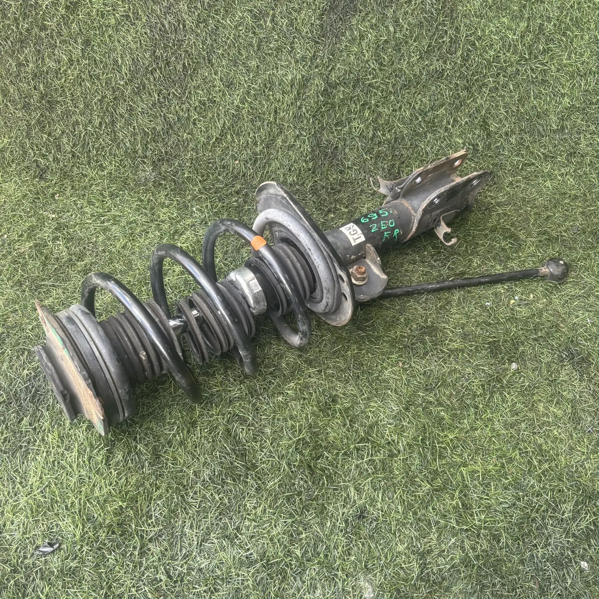 https://ycs.partsauto.market/partsauto-images/thmbs/userImages/772e461030aea93f4dbb6447c0f924d3/part/fed86365-213a-4736-b463-64eb58641718_1776859912965.jpg