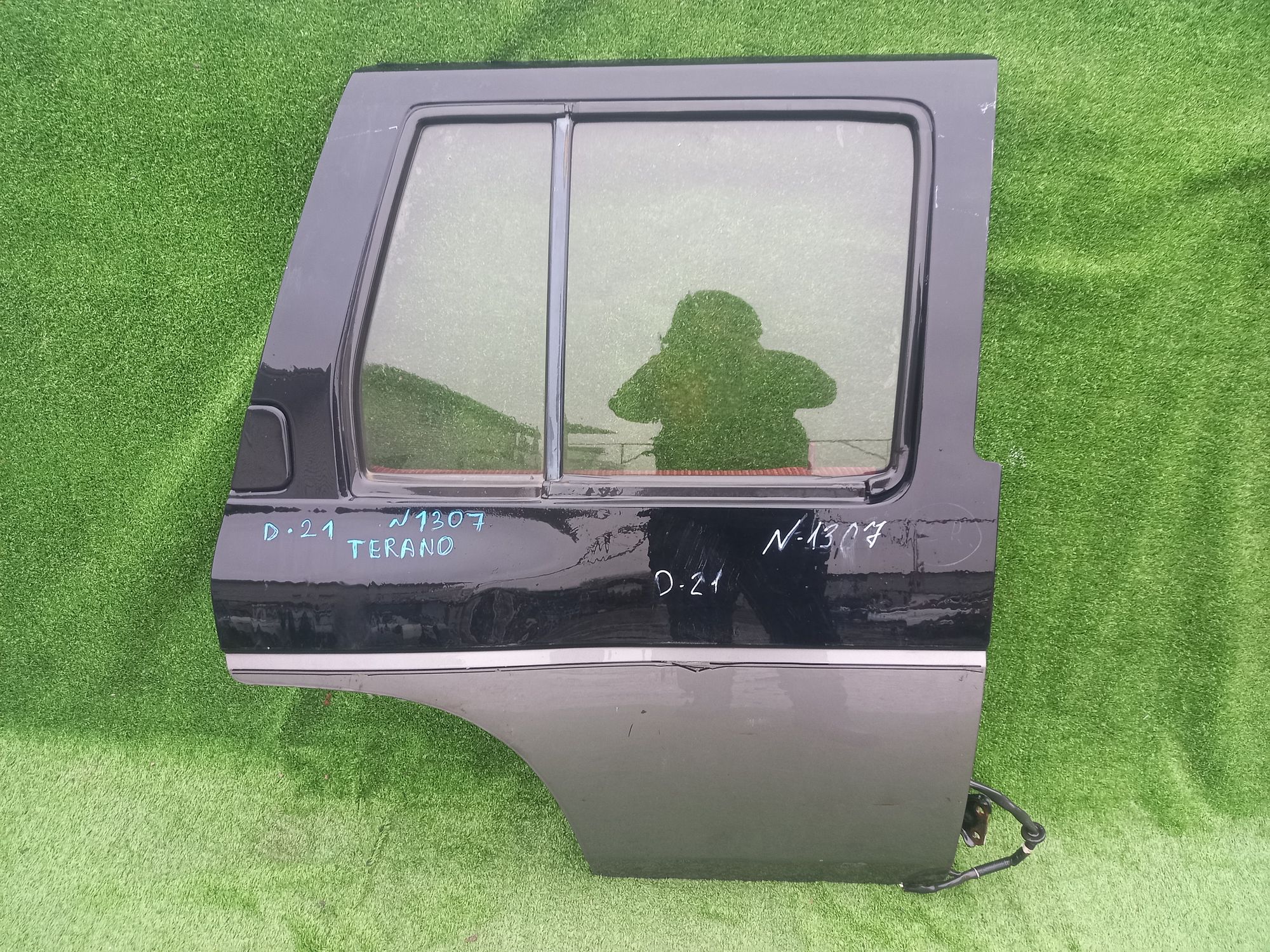 1307 дверь на NISSAN TERRANO D21, 3500 рублей, Невинномысск