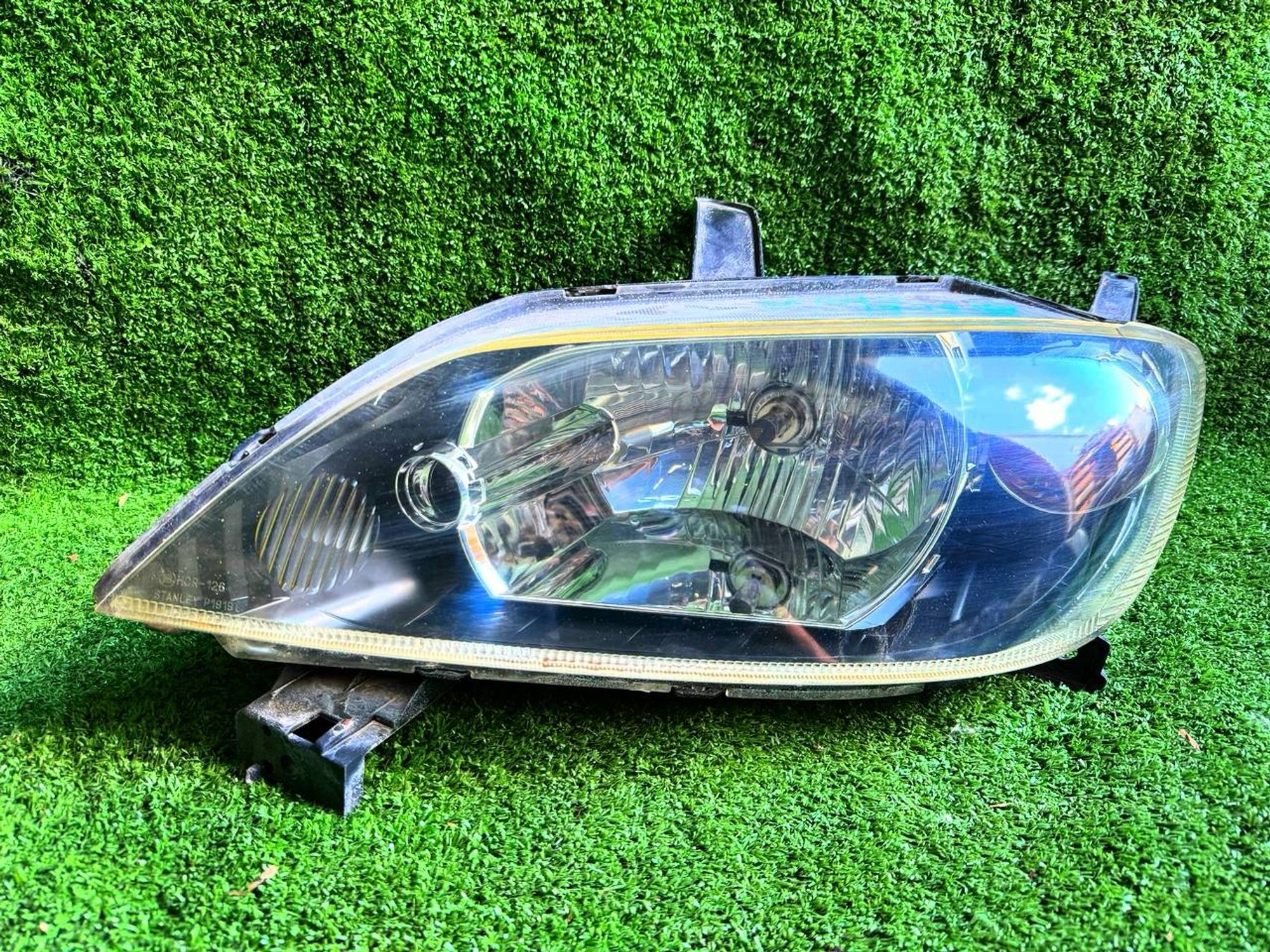 1074 фара левая MAZDA DEMIO DY3W, 6000 рублей, Невинномысск