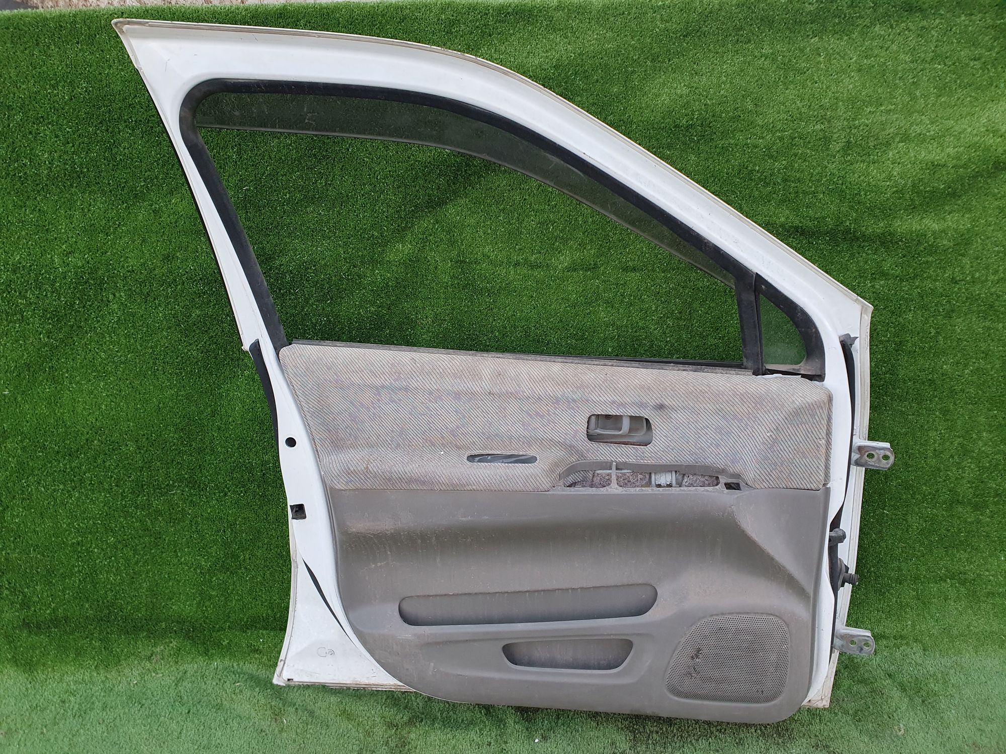 306 дверь на NISSAN RNESSA N30, 9500 рублей, Невинномысск