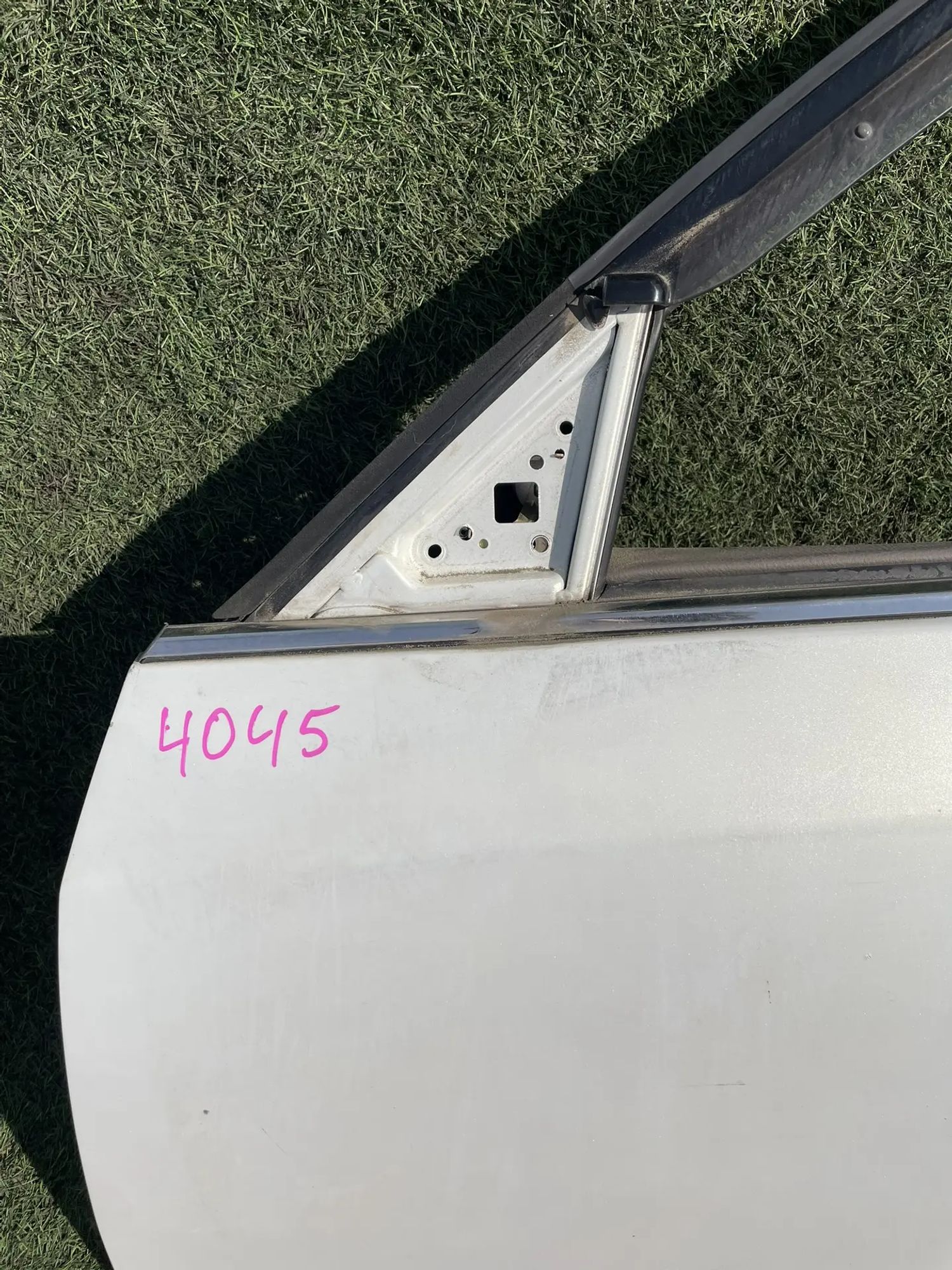 4045 Дверь передняя левая Toyota Mark II JZX110 1JZ-FSE 2002, 15500 рублей, Невинномысск