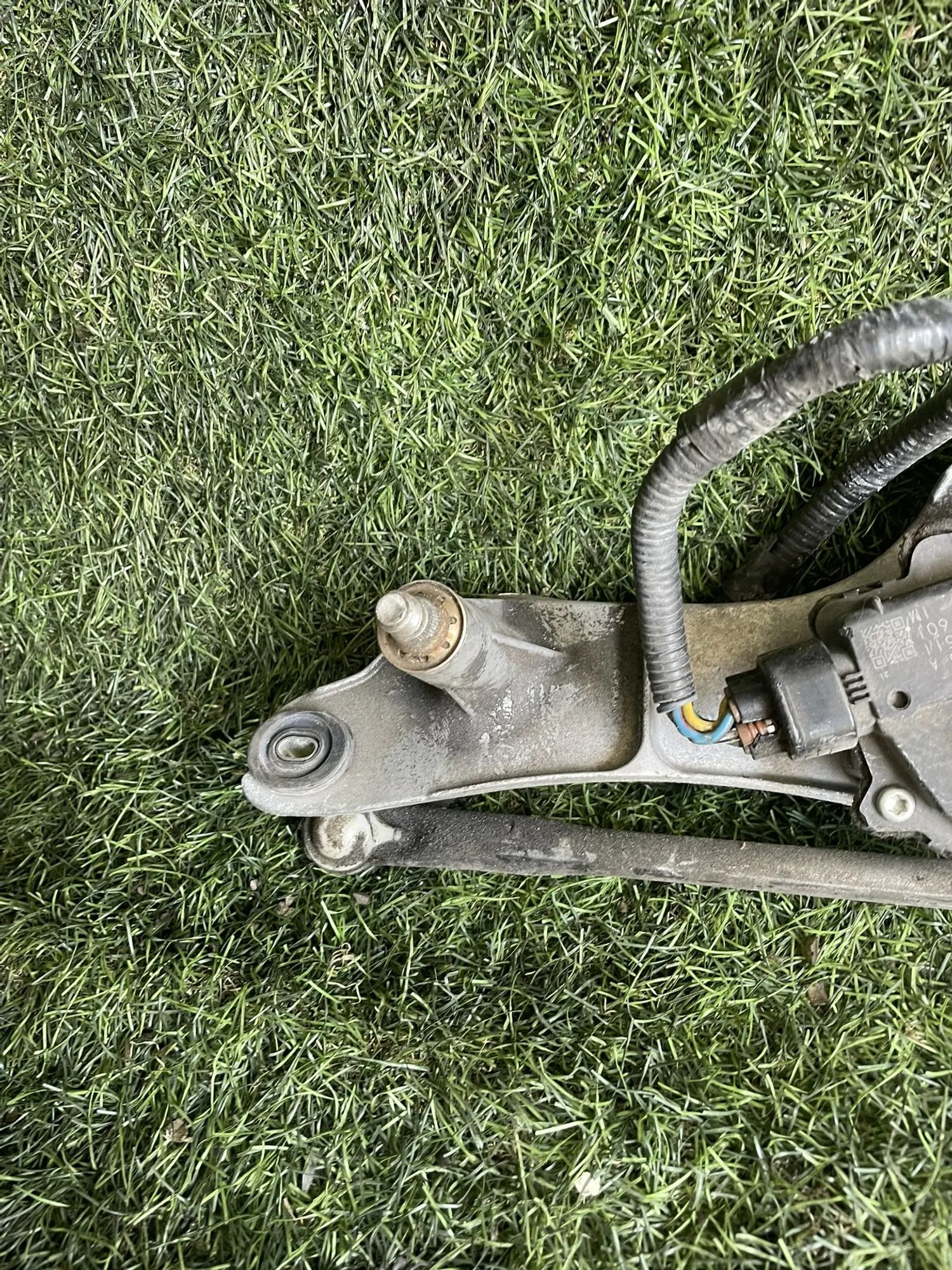 https://ycs.partsauto.market/partsauto-images/thmbs/userImages/772e461030aea93f4dbb6447c0f924d3/part/ff5de5e2-c3c5-45be-a2d3-7ff4d5d0c776_1775654856713.jpg