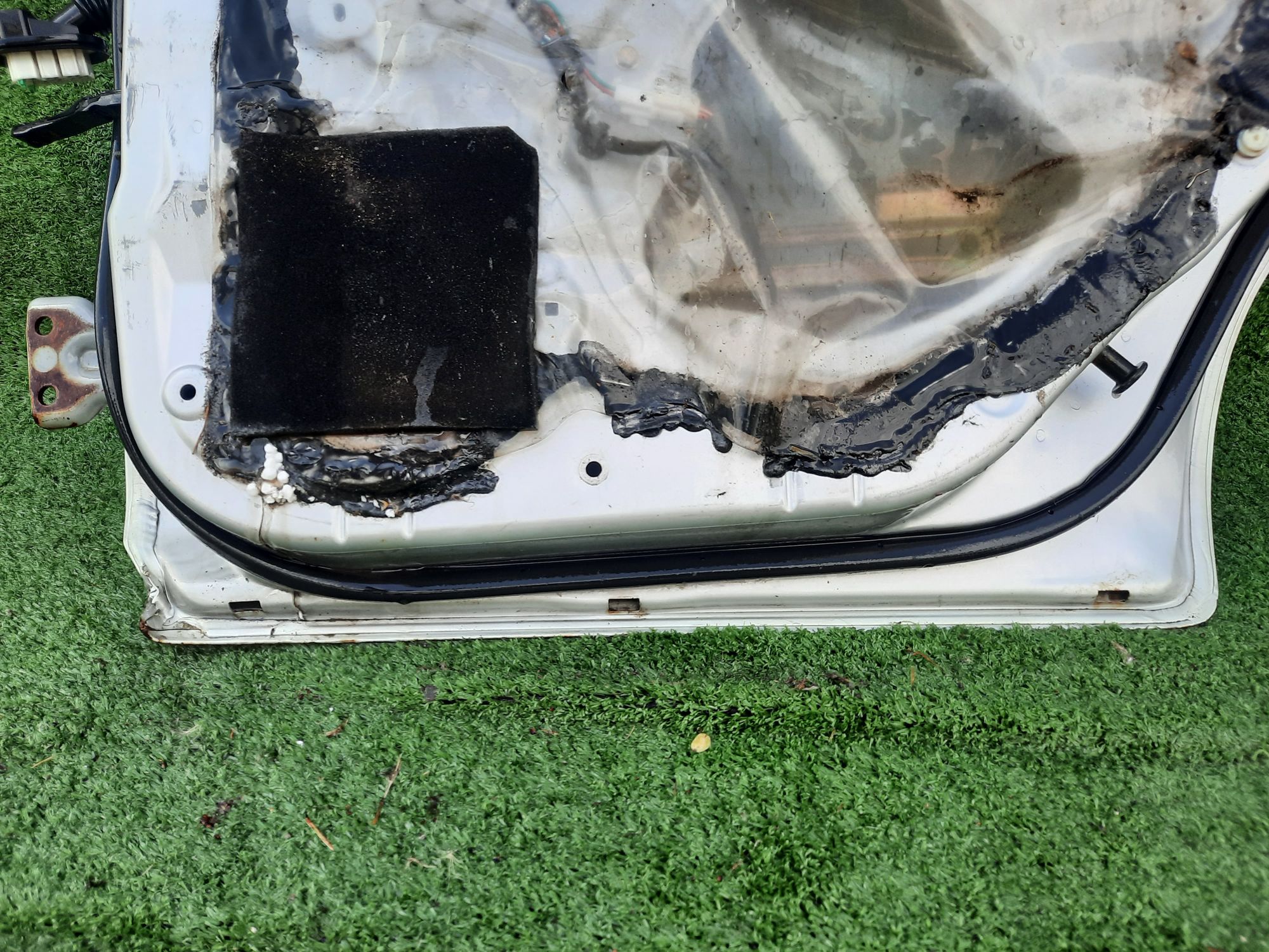 577 дверь на MAZDA FAMILIA BJ3P, 7000 рублей, Невинномысск