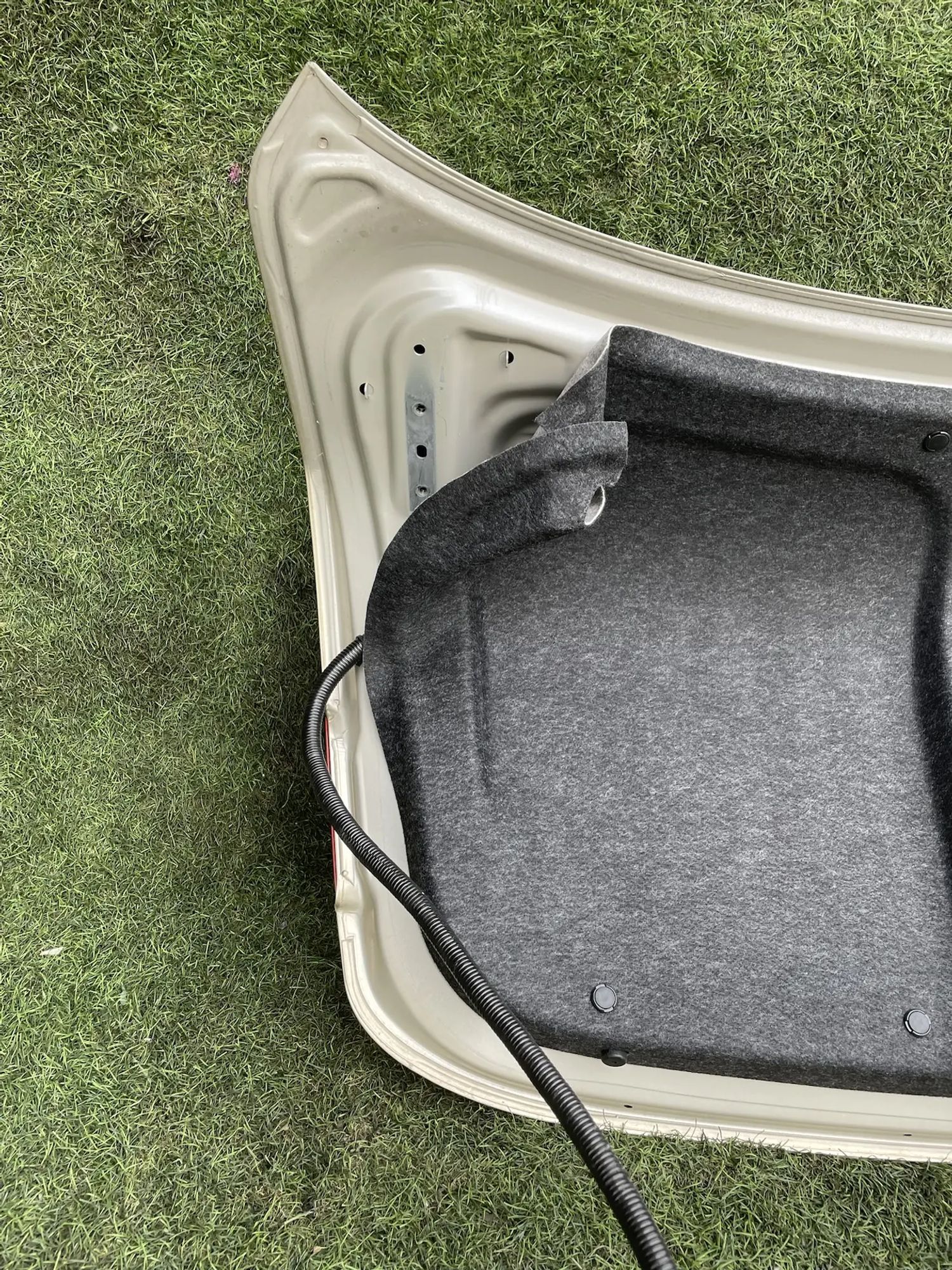 https://ycs.partsauto.market/partsauto-images/thmbs/userImages/772e461030aea93f4dbb6447c0f924d3/part/ffbe9f65-1812-4f60-811e-9bbbfbeb8b4c_1778568120025.jpg