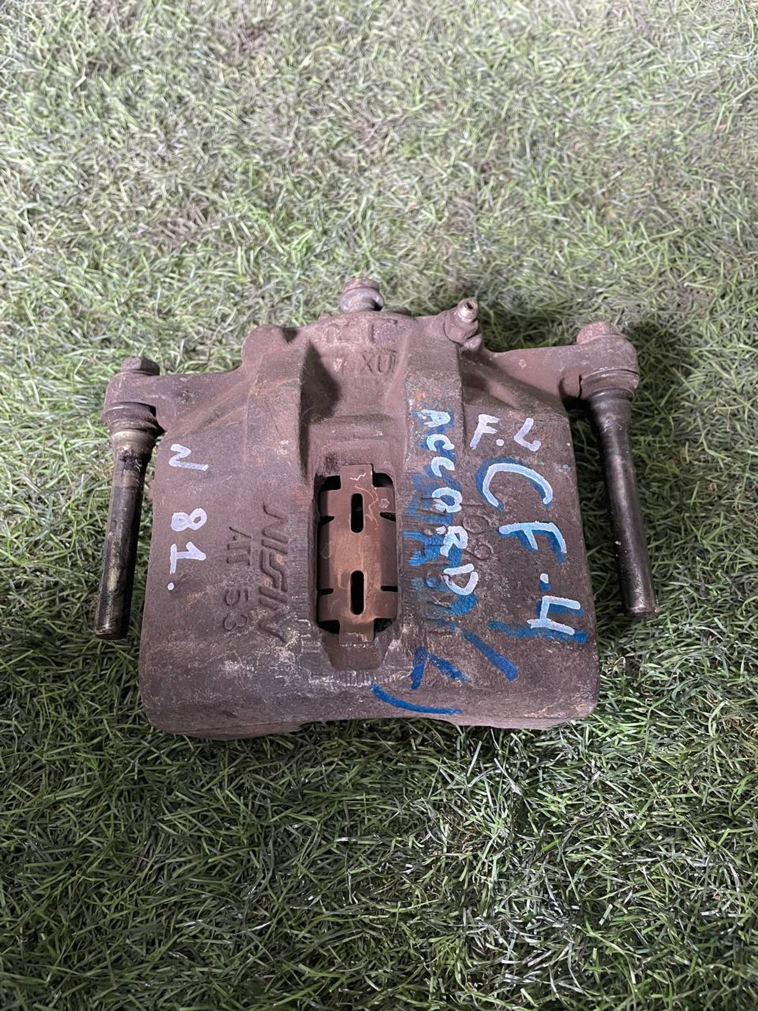 81 Суппорт тормозной передний левый Honda Accord CF4, 3000 рублей, Невинномысск