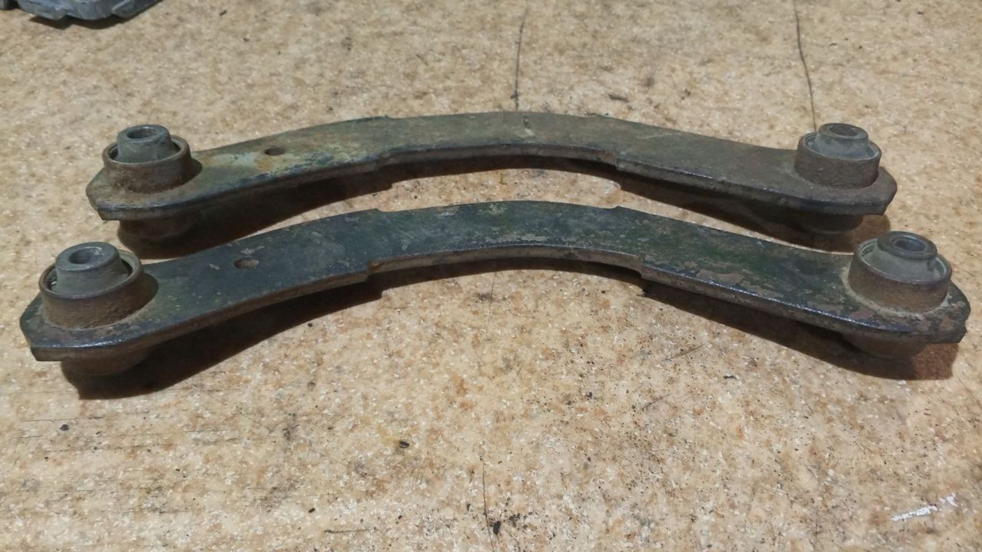 https://ycs.partsauto.market/partsauto-images/thmbs/userImages/7cfef6f3f711b4301ce5946b404c3455/part/0286d123-a6fe-440c-9f24-814cccfedfee_1732182031430.jpg