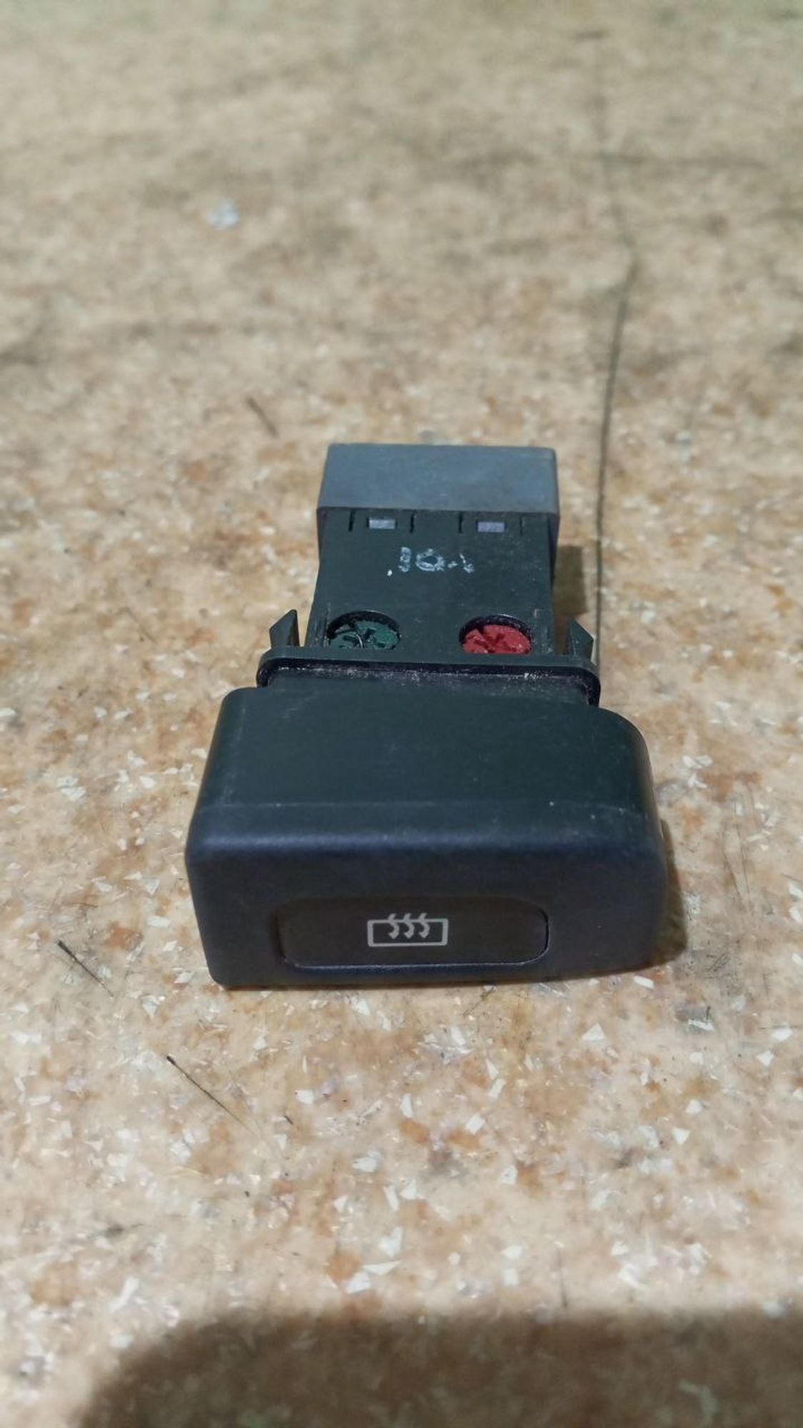https://ycs.partsauto.market/partsauto-images/thmbs/userImages/7cfef6f3f711b4301ce5946b404c3455/part/033b57f7-c876-45b5-a700-175933cf318c_1734364932238.jpg