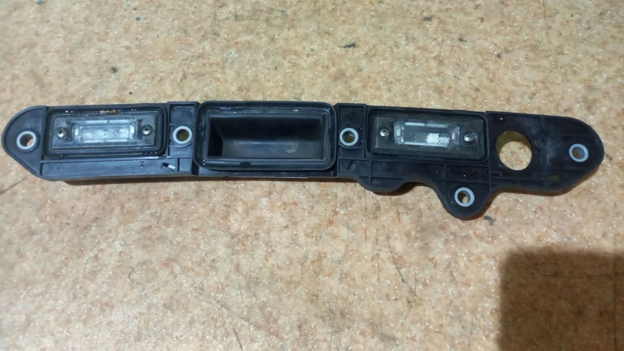 https://ycs.partsauto.market/partsauto-images/thmbs/userImages/7cfef6f3f711b4301ce5946b404c3455/part/052ee4e4-fa0a-4128-a915-8a625dcc8428_1712411291787.jpg