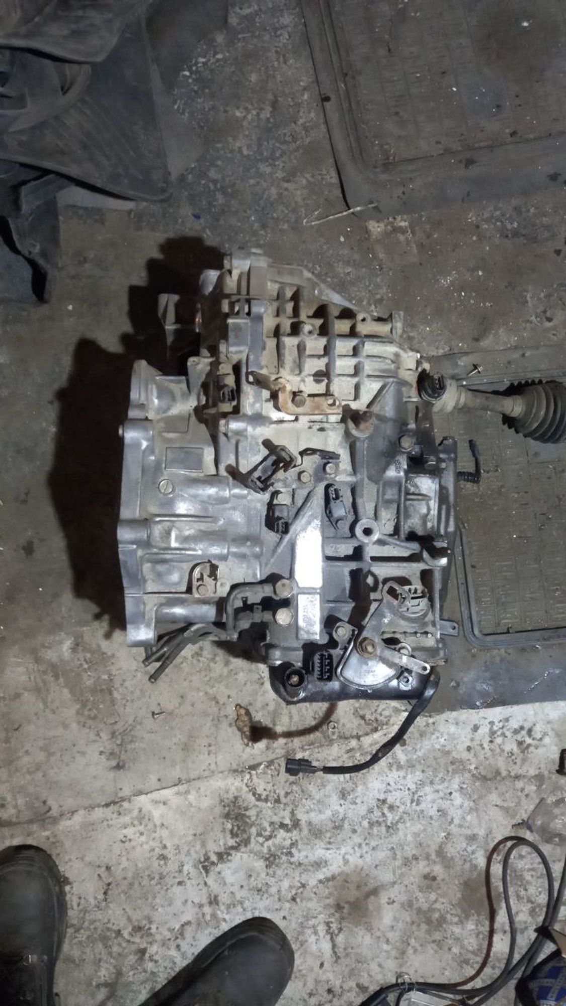 https://ycs.partsauto.market/partsauto-images/thmbs/userImages/7cfef6f3f711b4301ce5946b404c3455/part/0735a4ae-3d3b-4e67-a2f8-516417bfecc5_1708680401731.jpg