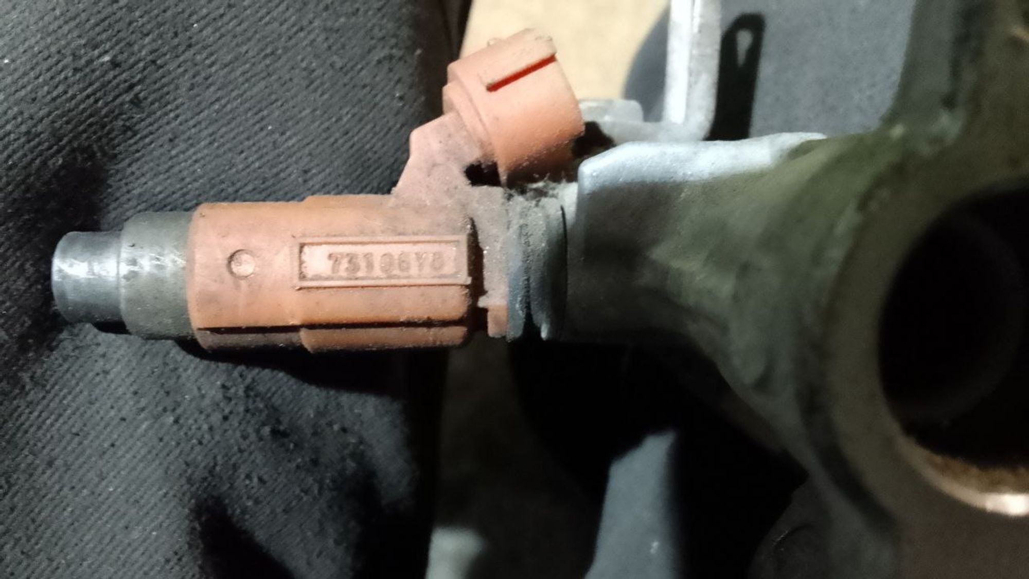 https://ycs.partsauto.market/partsauto-images/thmbs/userImages/7cfef6f3f711b4301ce5946b404c3455/part/097f98ee-a6b7-4abc-93e8-22873d8584af_1731571575495.jpg