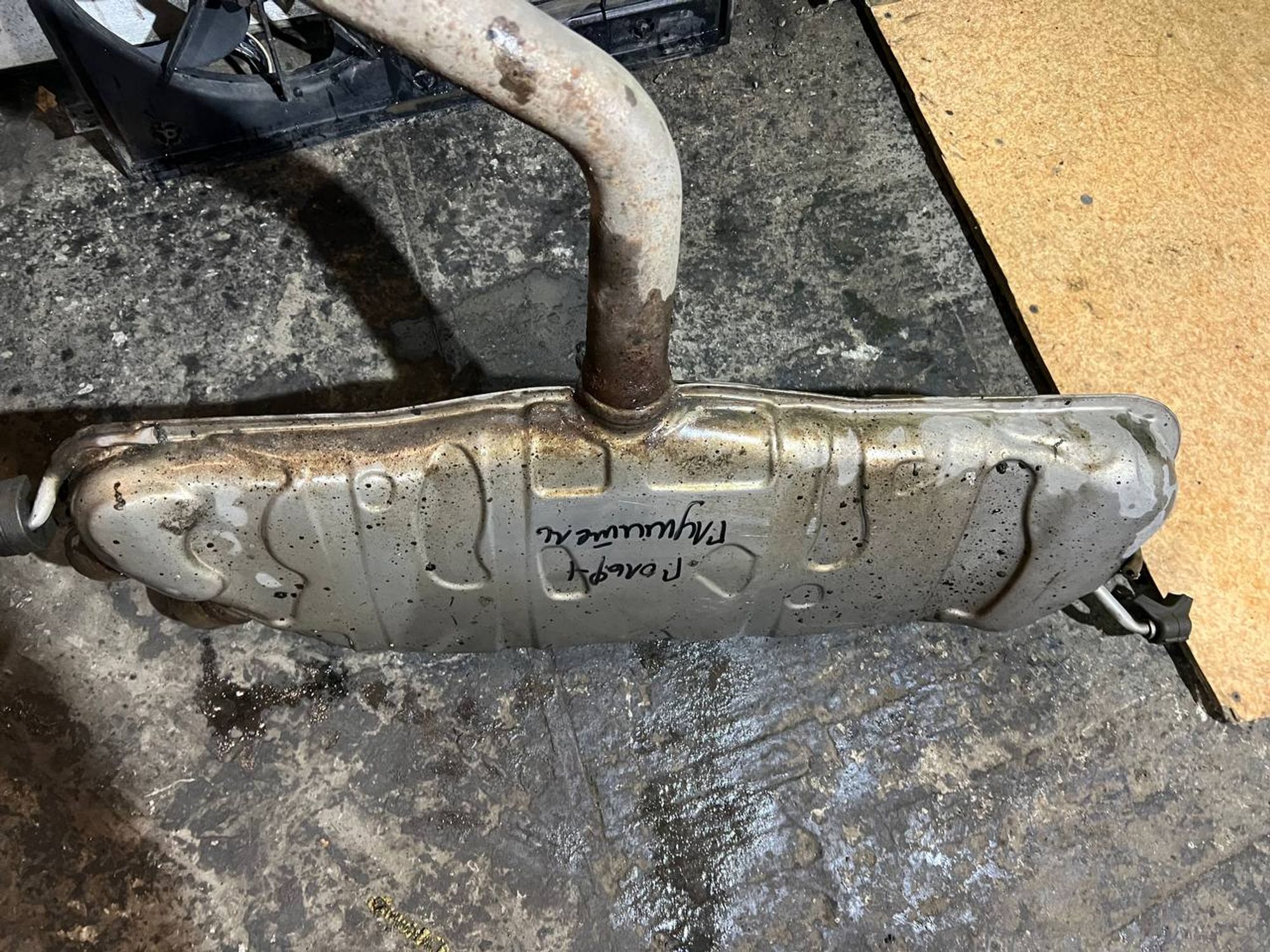 https://ycs.partsauto.market/partsauto-images/thmbs/userImages/7cfef6f3f711b4301ce5946b404c3455/part/0be3a8f2-36fe-403b-a383-88ff2c828aea_1710436466126.jpg