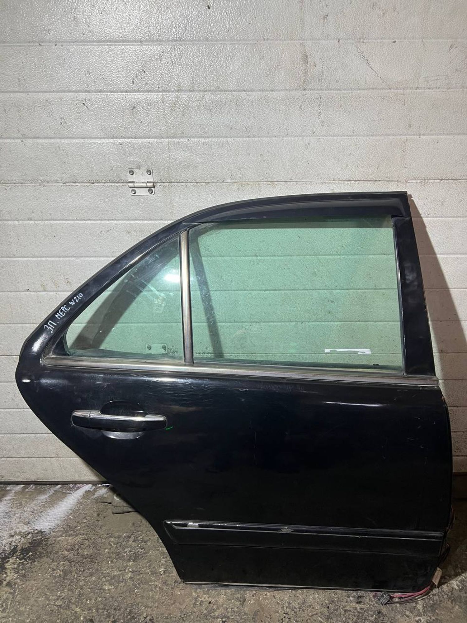 https://ycs.partsauto.market/partsauto-images/thmbs/userImages/7cfef6f3f711b4301ce5946b404c3455/part/0fc2716d-6b0c-42aa-bad7-e466d5bb4e7a_1734458502653.jpg