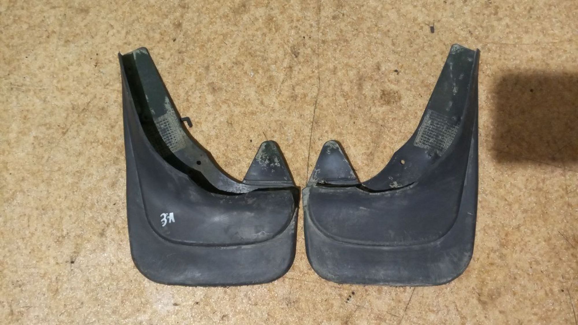 https://ycs.partsauto.market/partsauto-images/thmbs/userImages/7cfef6f3f711b4301ce5946b404c3455/part/105d00cf-ad6f-4208-b097-ed1f9e5b5185_1736590601896.jpg