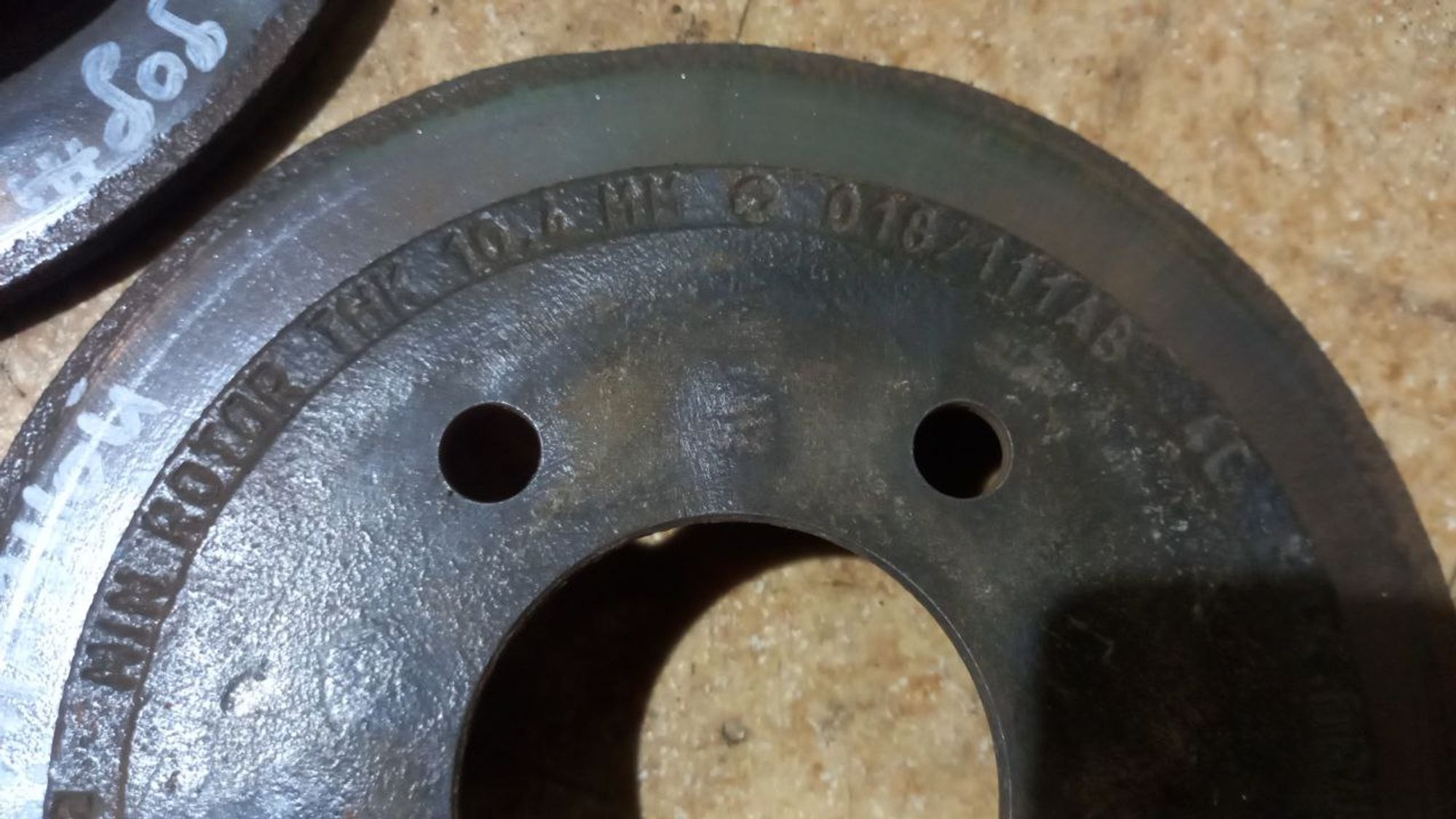 https://ycs.partsauto.market/partsauto-images/thmbs/userImages/7cfef6f3f711b4301ce5946b404c3455/part/136a901e-f33a-43cf-9052-ce613c02c0d4_1721398217731.jpg