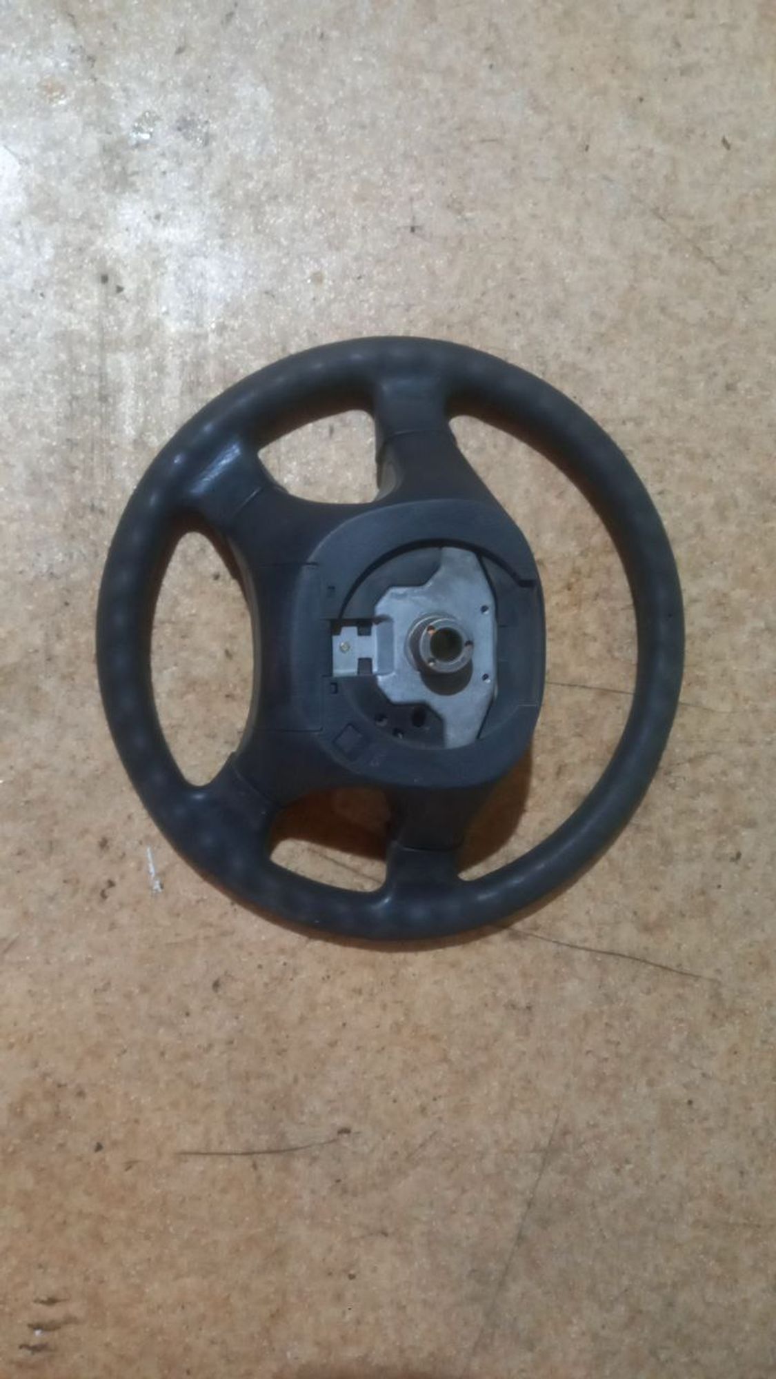 https://ycs.partsauto.market/partsauto-images/thmbs/userImages/7cfef6f3f711b4301ce5946b404c3455/part/1449a623-f353-45ef-8c2c-38c63fe8e028_1726559120603.jpg