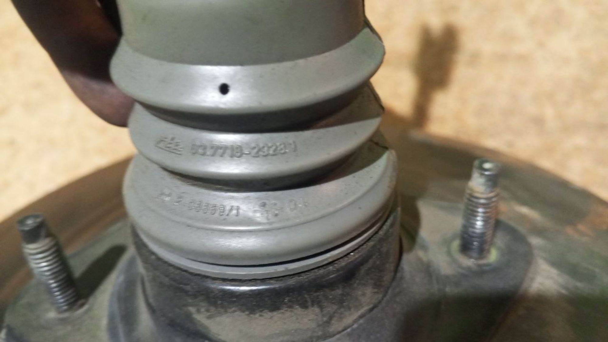https://ycs.partsauto.market/partsauto-images/thmbs/userImages/7cfef6f3f711b4301ce5946b404c3455/part/1b714d60-0a6b-4a91-ac7b-511937b27e8b_1738508778658.jpg