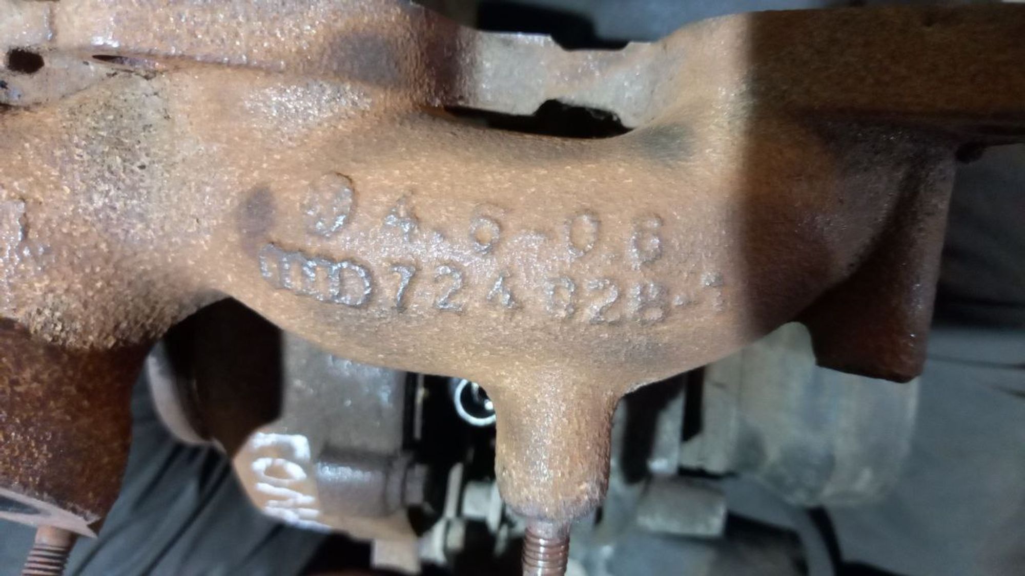 https://ycs.partsauto.market/partsauto-images/thmbs/userImages/7cfef6f3f711b4301ce5946b404c3455/part/1bdb105f-fd96-4e8c-b99c-ff44e2a9e46d_1711715865655.jpg