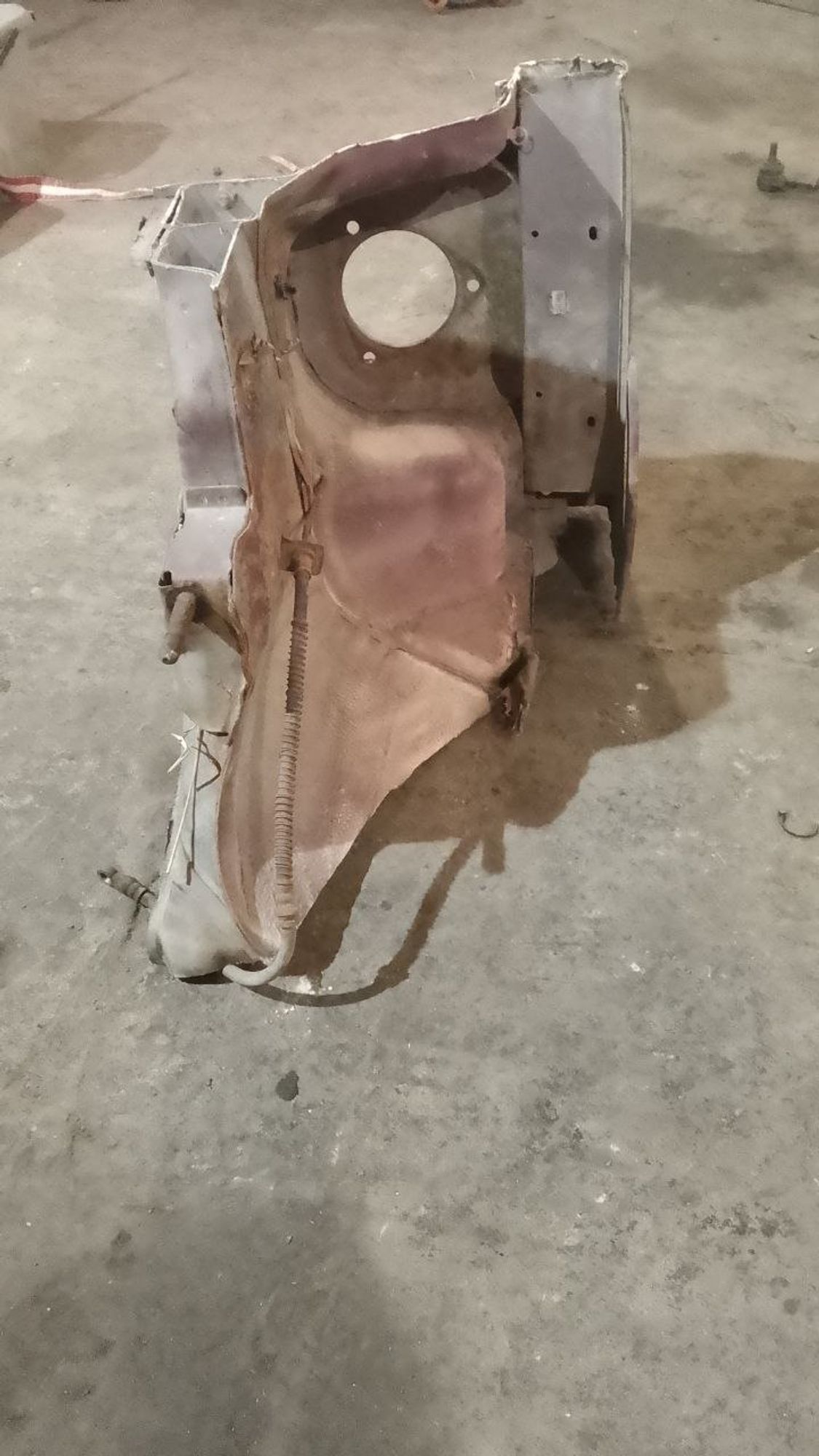https://ycs.partsauto.market/partsauto-images/thmbs/userImages/7cfef6f3f711b4301ce5946b404c3455/part/1df97434-973c-495e-9105-36c5d9c4ef79_1731567466368.jpg