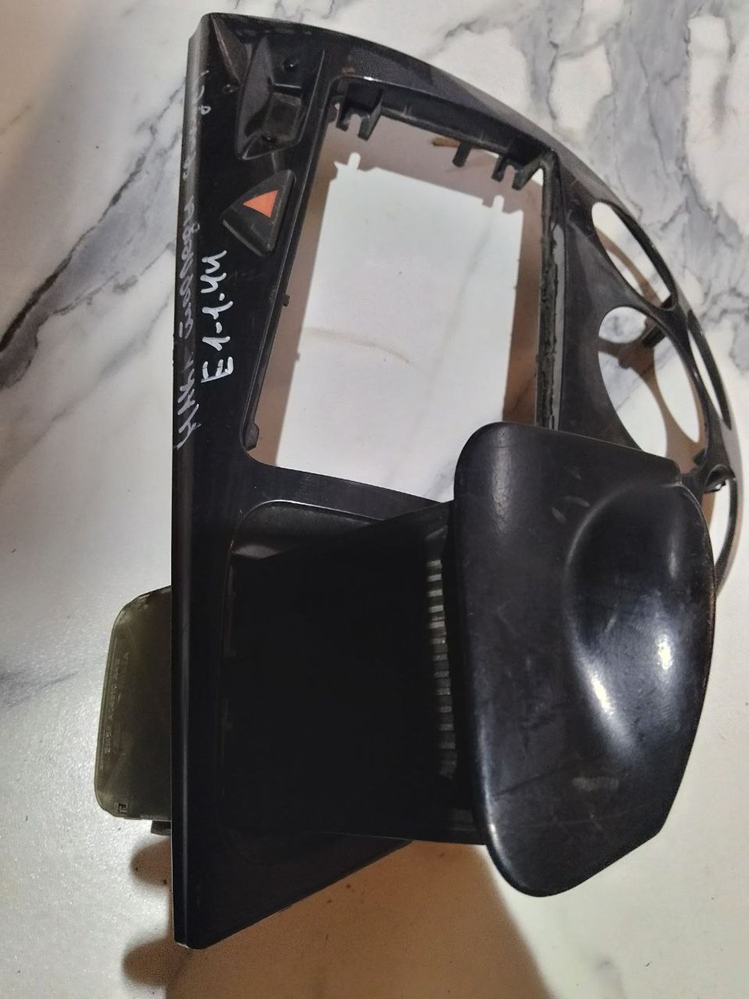 https://ycs.partsauto.market/partsauto-images/thmbs/userImages/7cfef6f3f711b4301ce5946b404c3455/part/20cfc93c-6b65-4537-bc5c-9ea11d2043b2_1730536964345.jpg