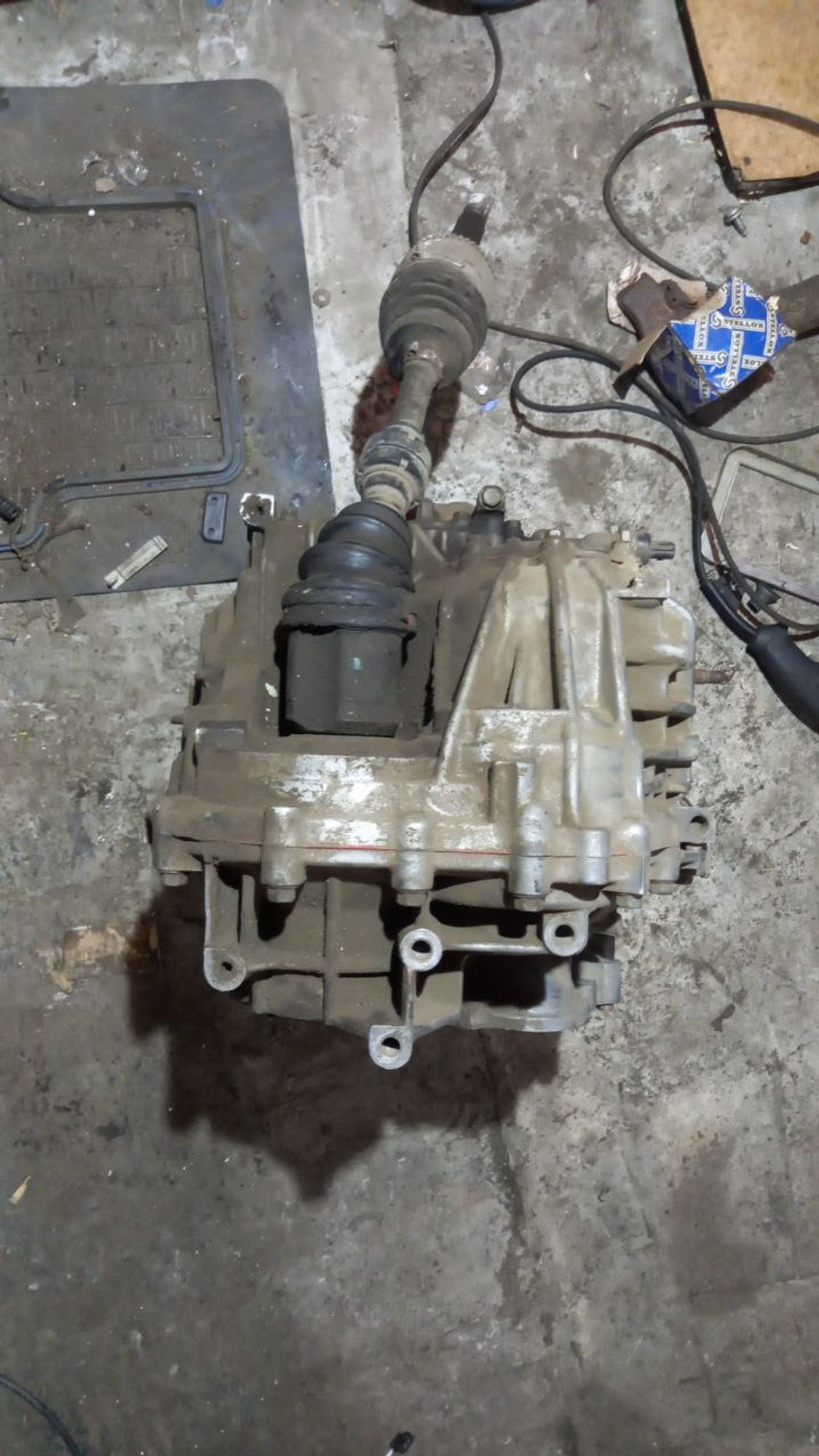 https://ycs.partsauto.market/partsauto-images/thmbs/userImages/7cfef6f3f711b4301ce5946b404c3455/part/266e65c5-20d6-492e-9396-667a542356a2_1708680401739.jpg